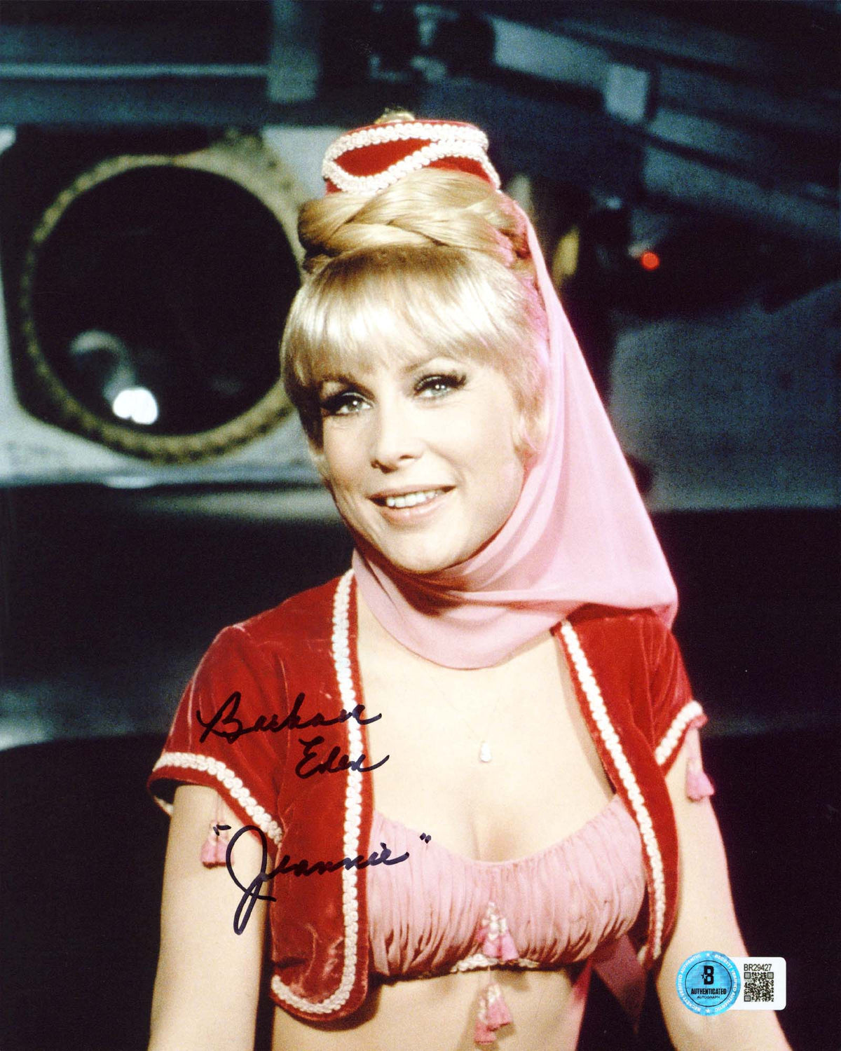 Barbara Eden I Dream of Jeannie "Jeannie" Signed 8x10 Photo BAS #BR29427