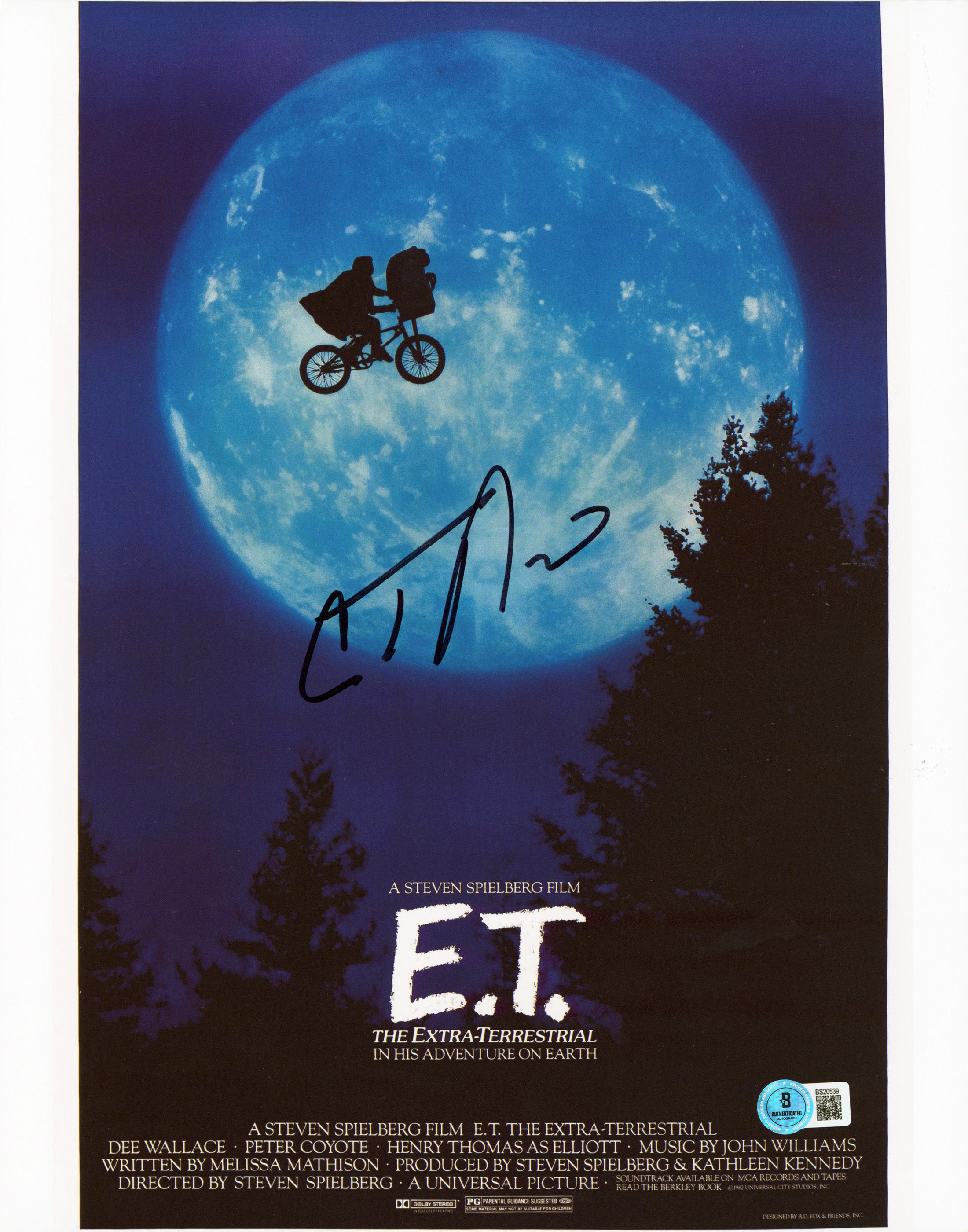 C. Thomas Howell E.T. Authentic Signed 11x14 Vertical Photo BAS #BS20539