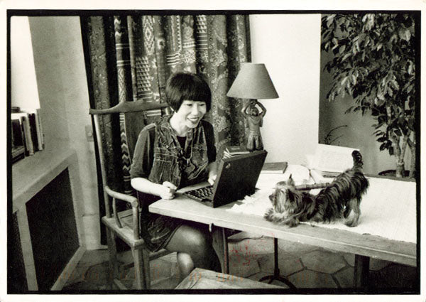 Amy Tan Author Authentic Signed 4.25x6 Postcard Autographed w/ note BAS #BS29437