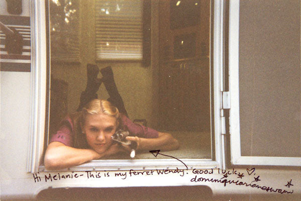 Dominique Swain Lolita Authentic Signed 4x6 Photo w/ note BAS #BS29286