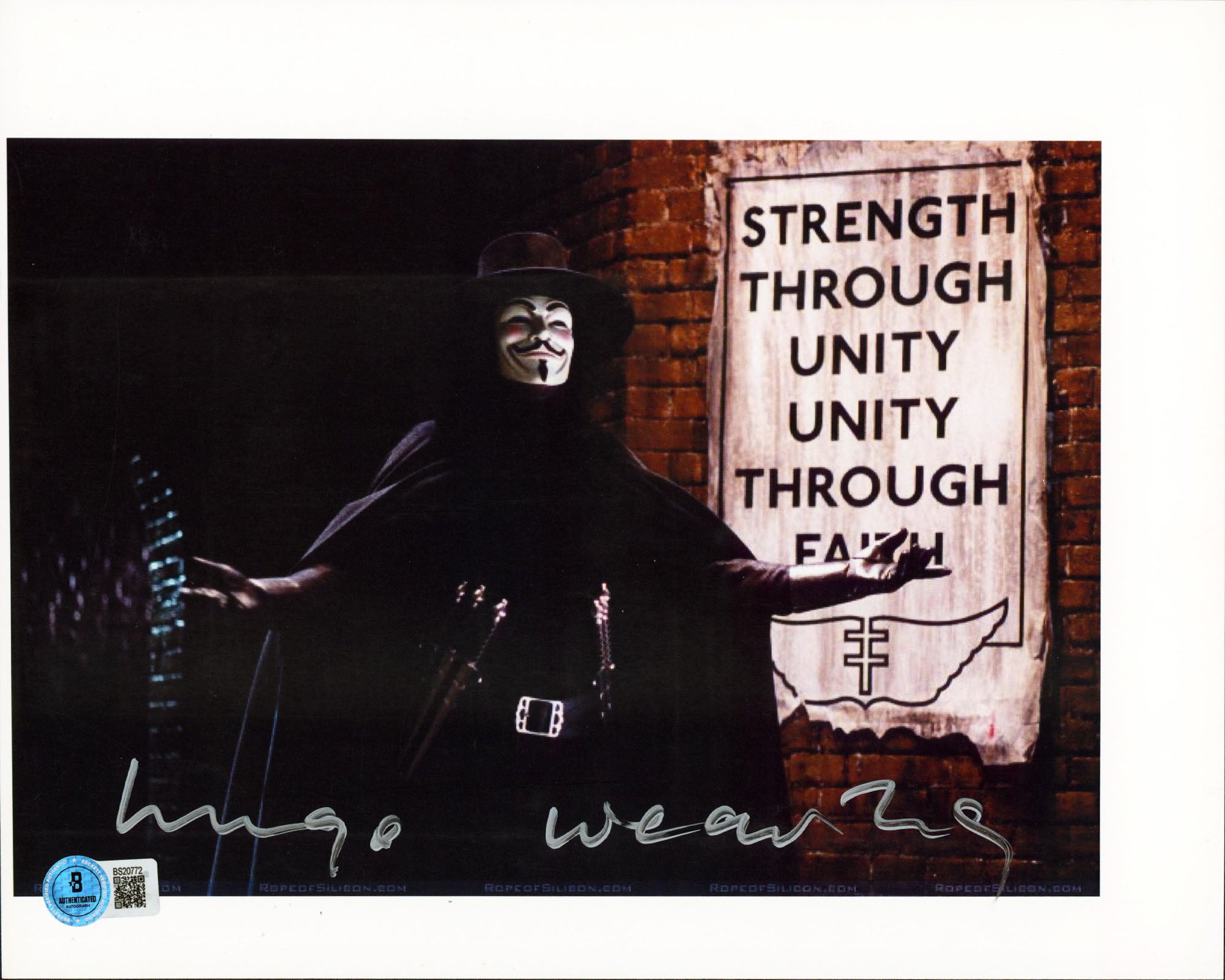 Hugo Weaving V for Vendetta Authentic Signed 8.5x11 Horizontal Photo BAS#BS20772