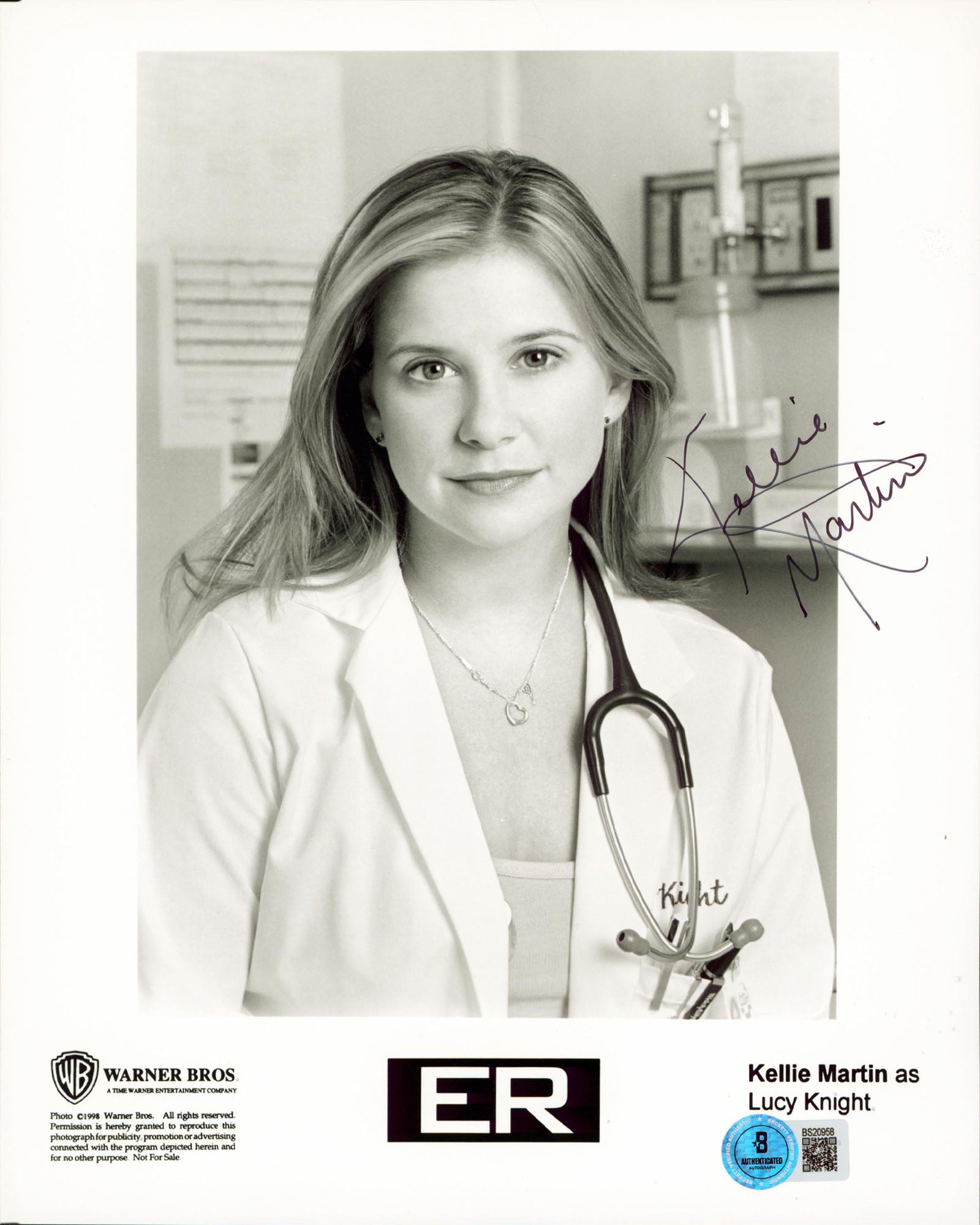 Kellie Martin ER Authentic Signed 8x10 Vertical Photo Autographed BAS #BS20958