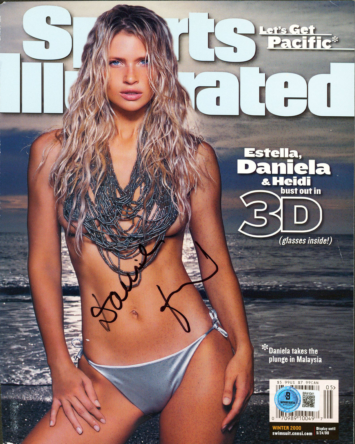 Daniela Pestova Signed Sports Illustrated Magazine Cover Winter 2000 BAS#BR41041