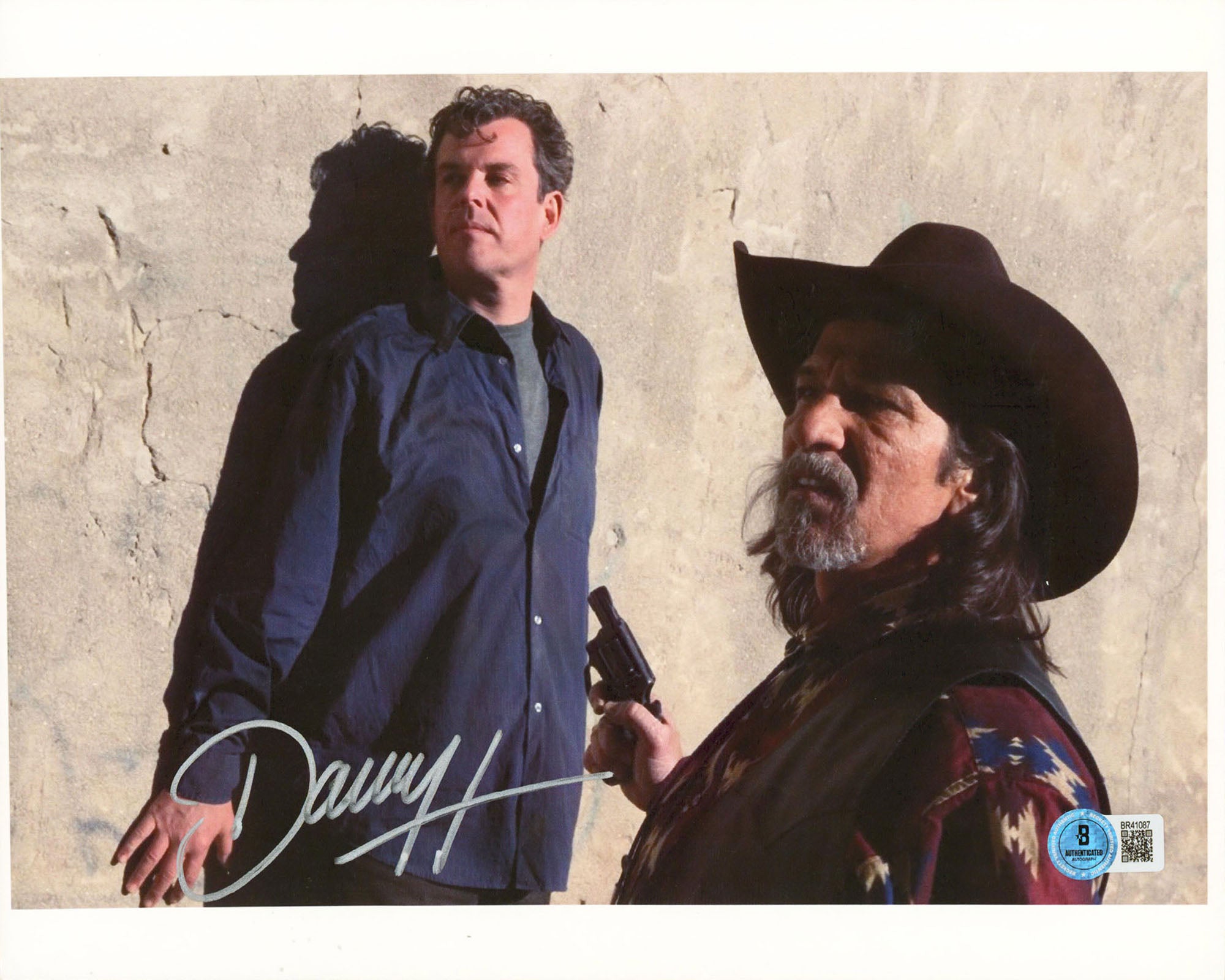 Danny Huston Edge Of Darkness Authentic Signed 8.5x11 Photo BAS #BR41087