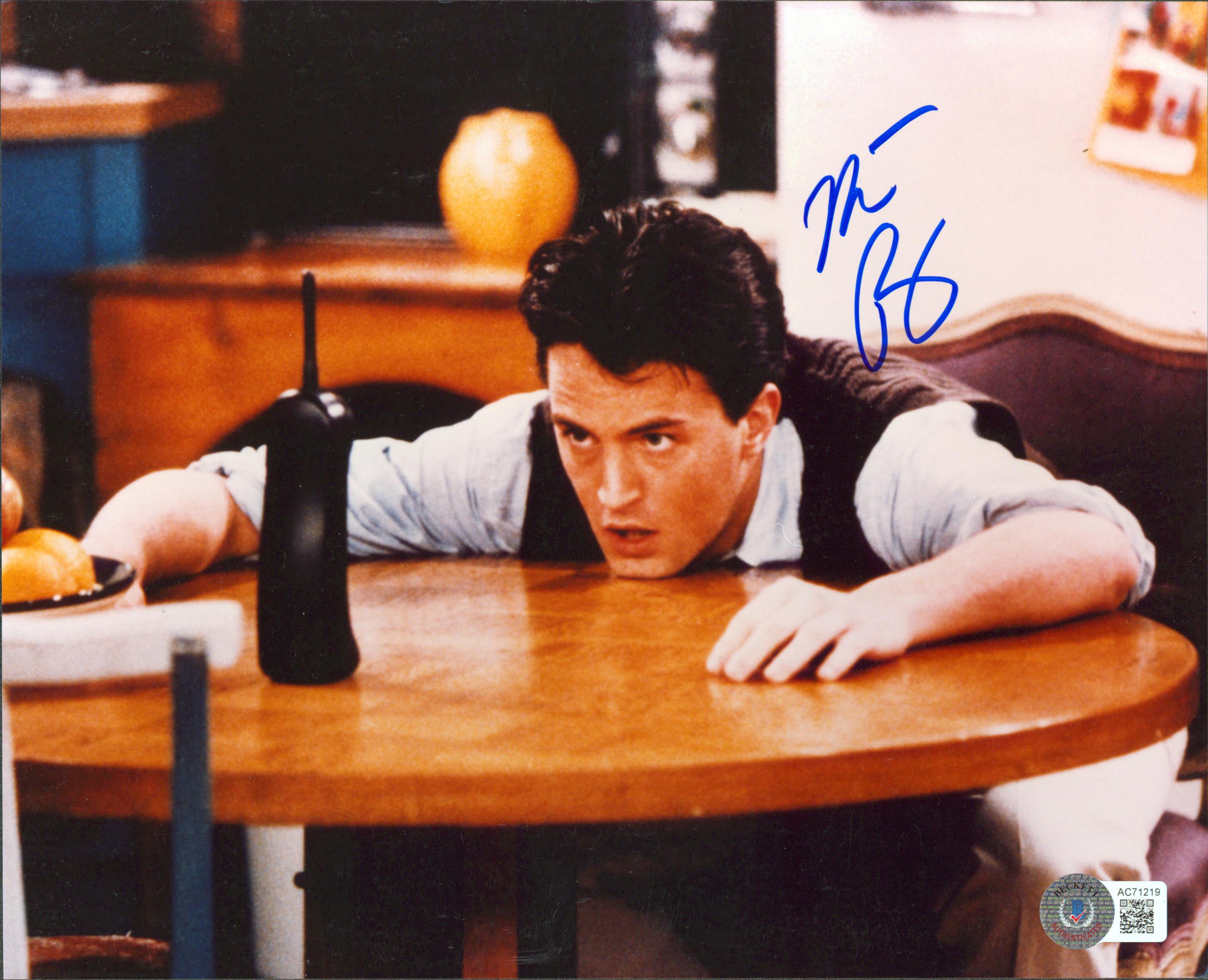 Matthew Perry Friends Authentic Signed 8x10 Photo Auto 10! BAS #AC71219