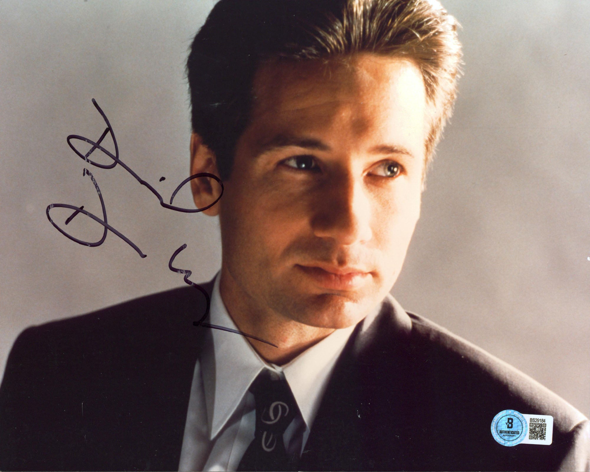 David Duchovny The X-Files Authentic Signed 8x10 Horizontal Photo BAS #BS29184