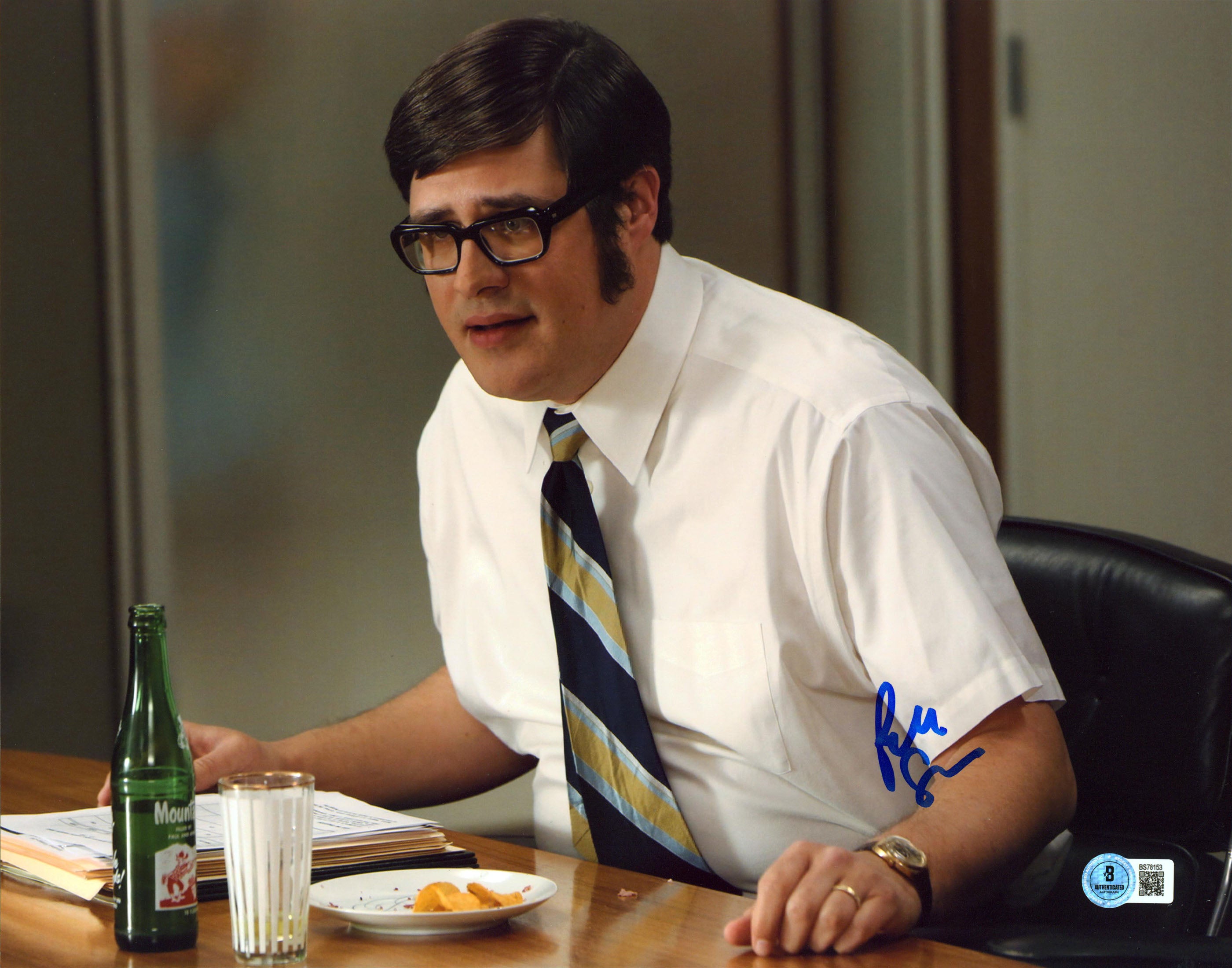 Rich Sommer Mad Men Authentic Signed 11x14 Horizontal Photo BAS #BS78153