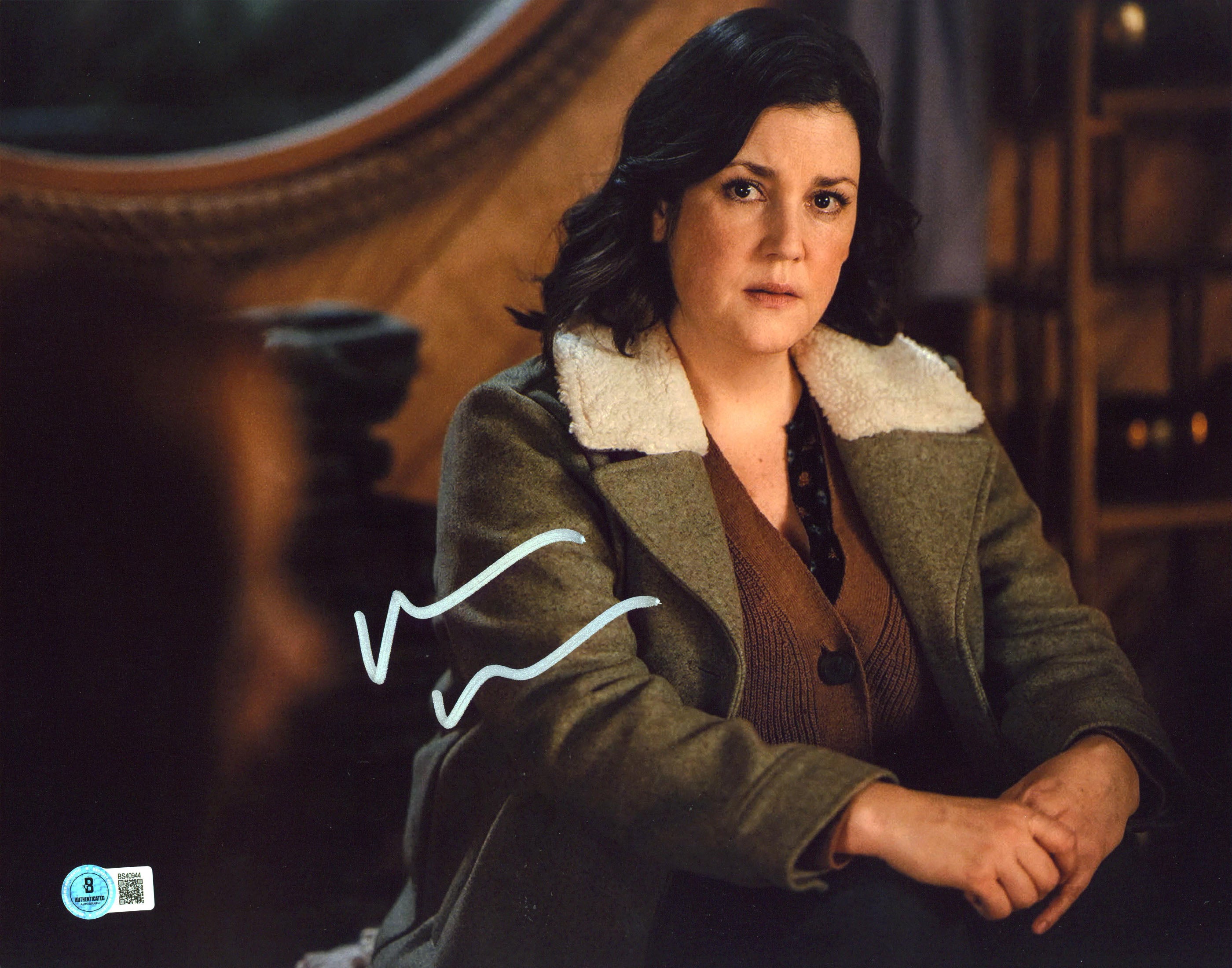 Melanie Lynskey Yellowjackets Authentic Signed 11x14 Photo BAS #BS40944