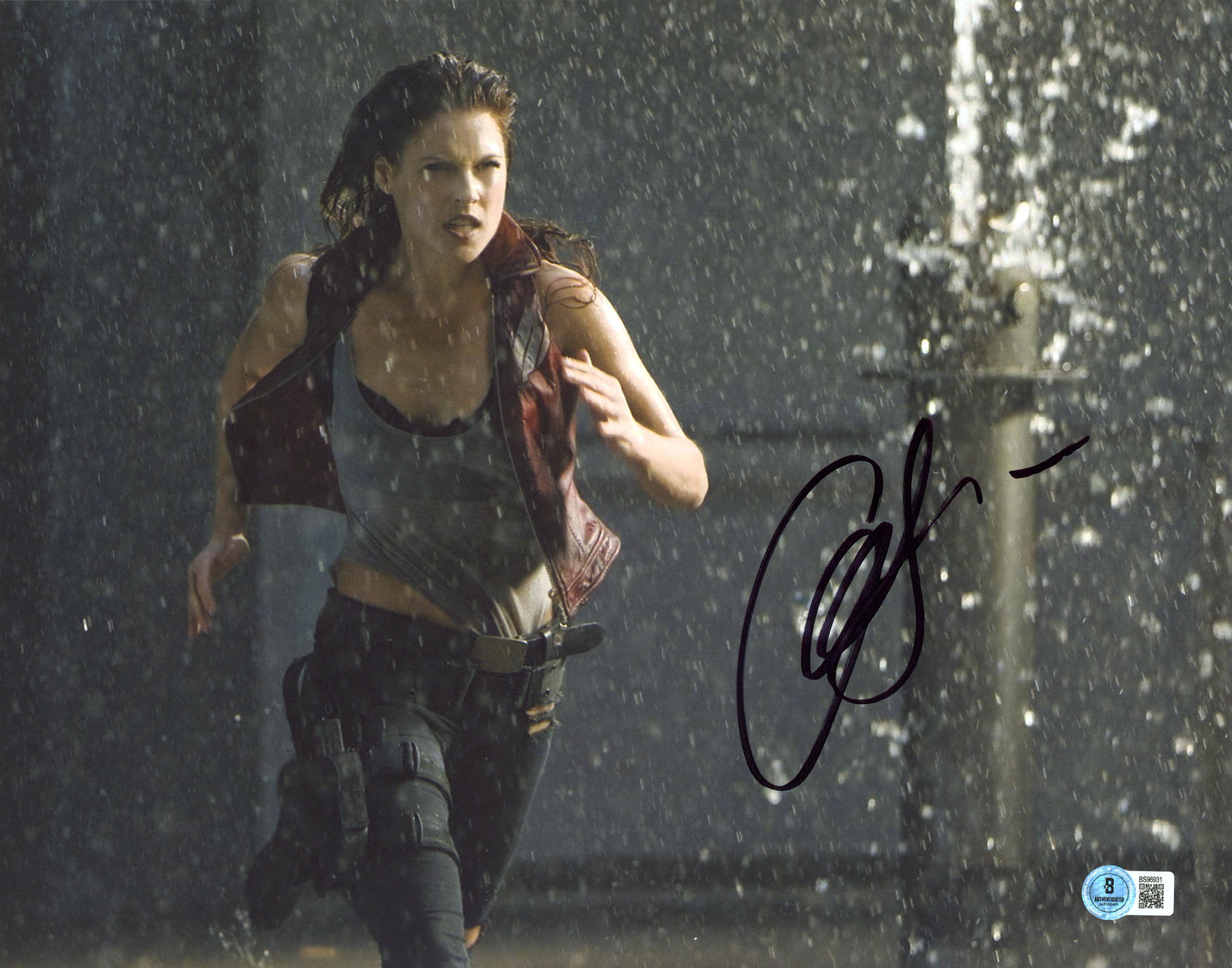 Ali Larter Resident Evil Authentic Signed 11x14 Horizontal Photo BAS BS96931