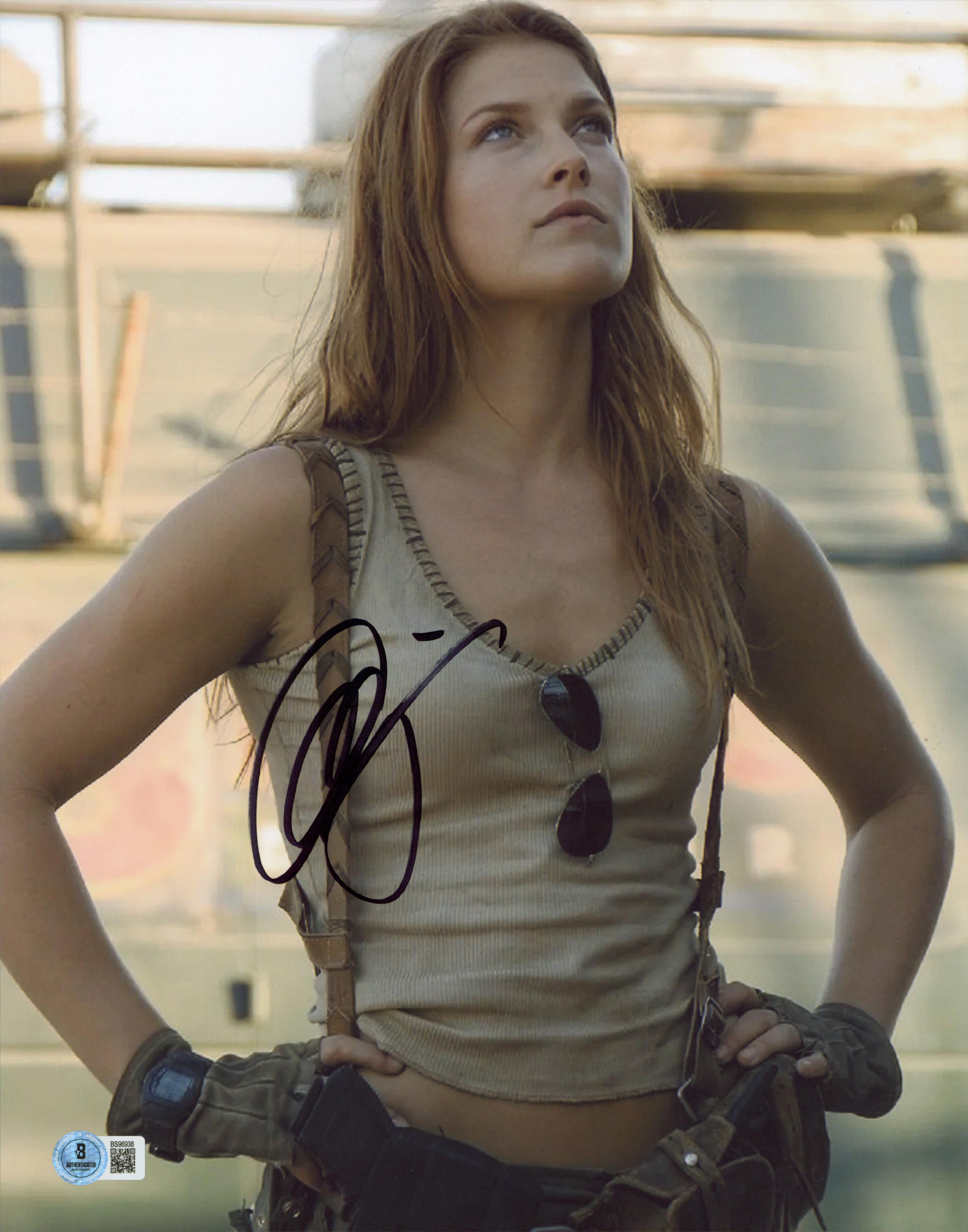 Ali Larter Resident Evil Authentic Signed 11x14 Vertical Photo BAS #BS96938