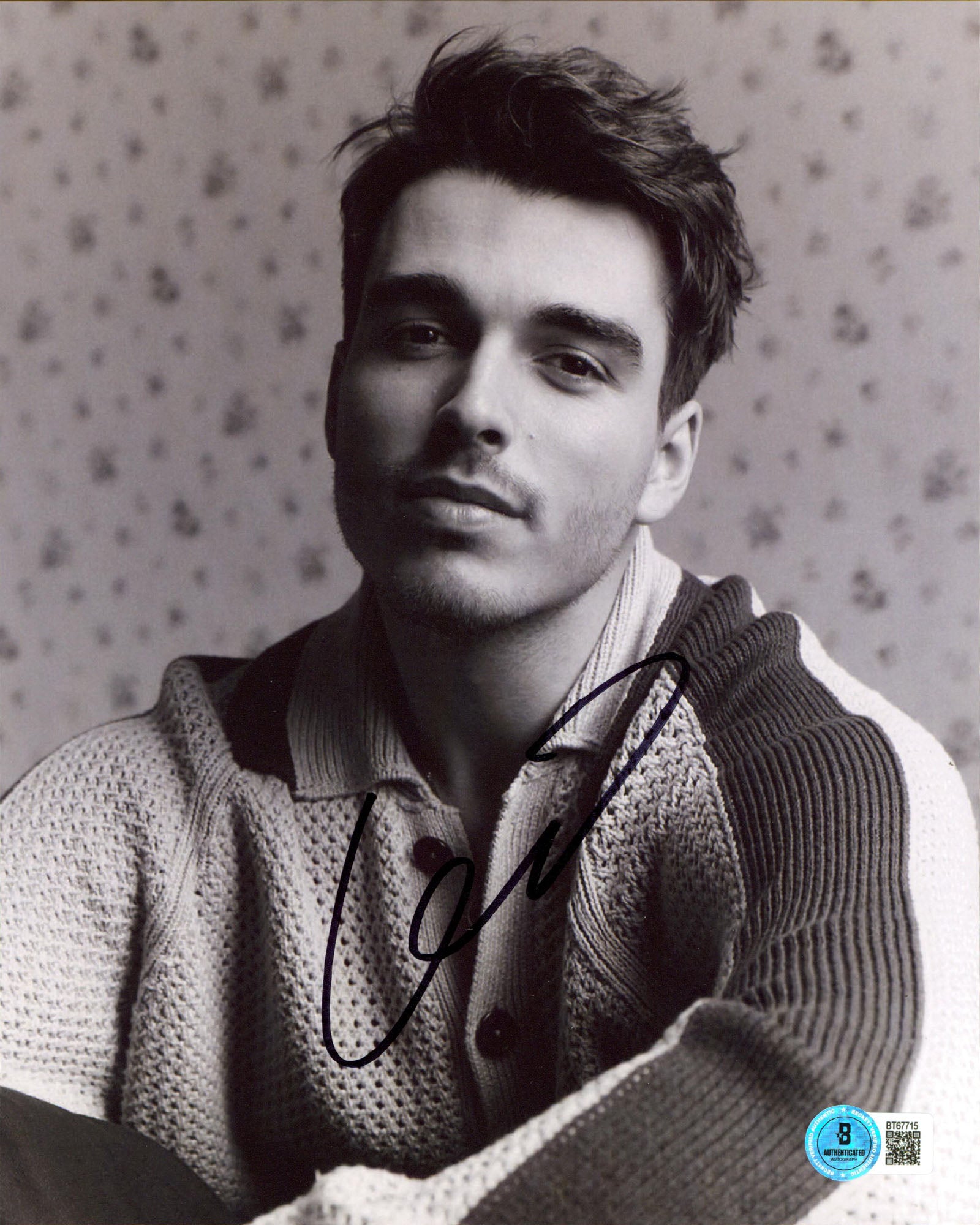 Corey Mylchreest Queen Charlotte: A Bridgerton Signed 8x10 Photo BAS #BT67715