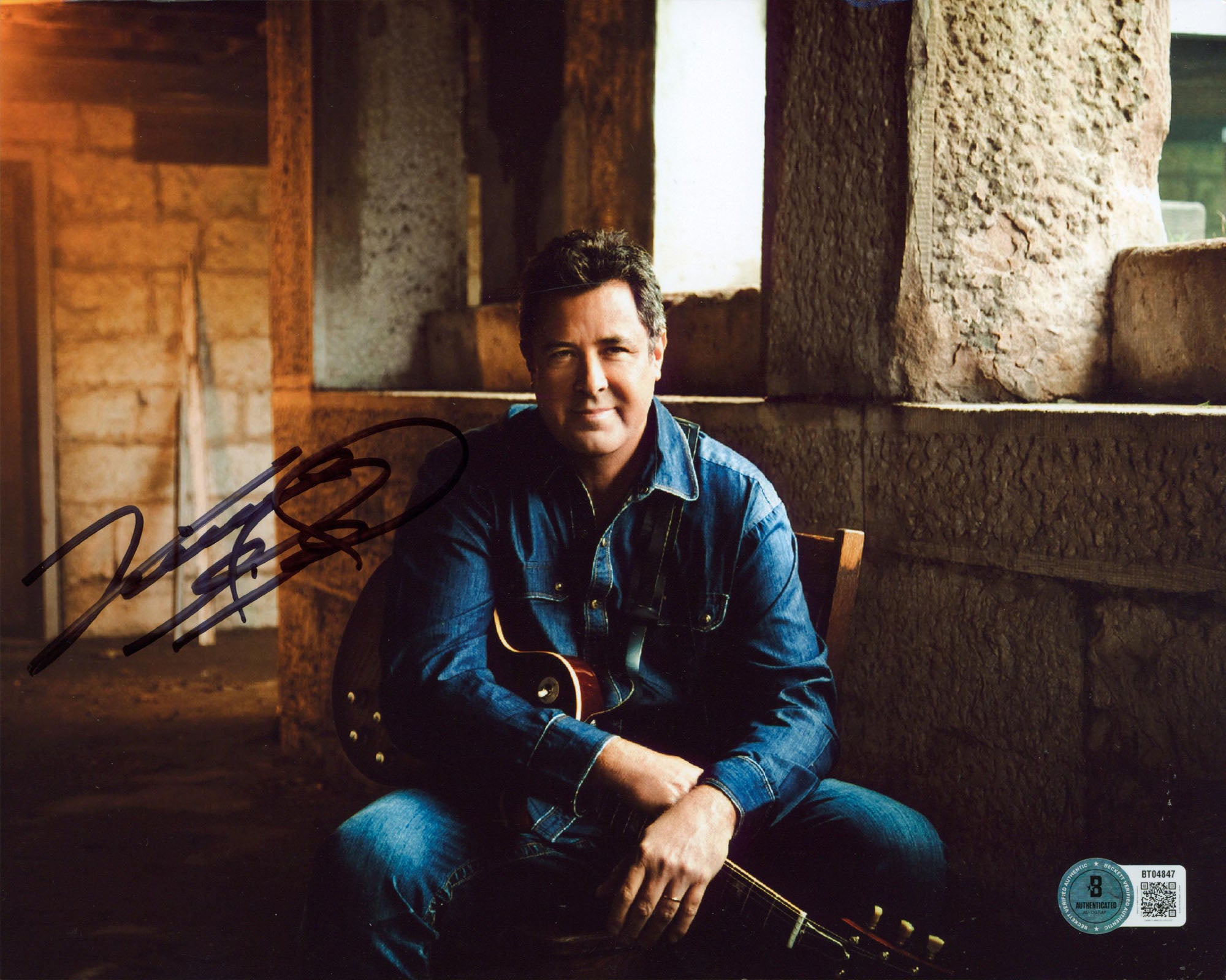Vince Gill Country Musician Authentic Signed 8x10 Horizontal Photo BAS 2