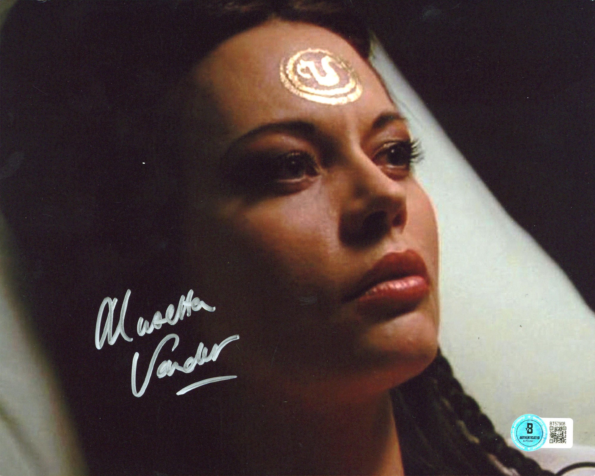 Musetta Vander Mortal Kombat Authentic Signed 8x10 Horizontal Photo BAS 1