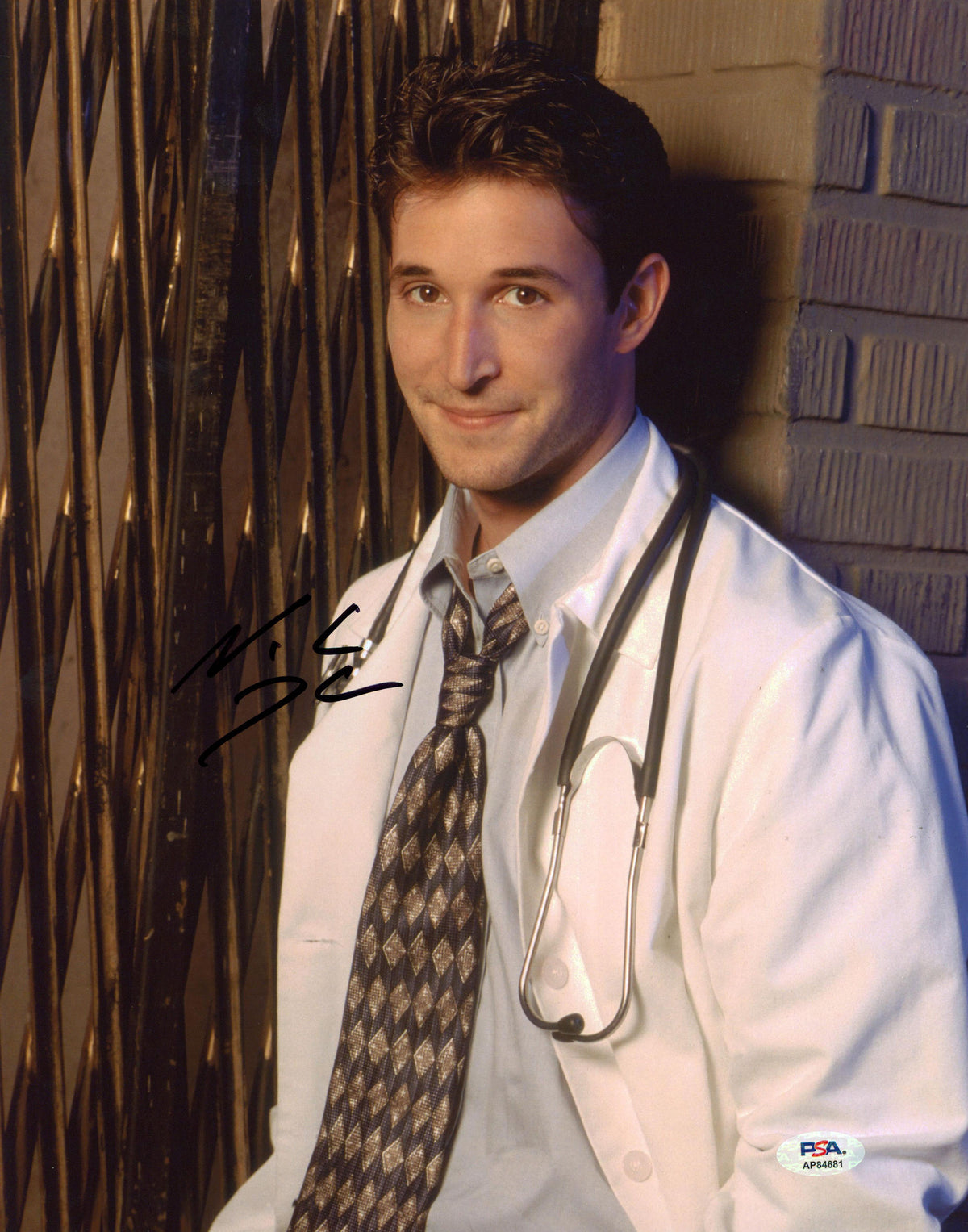 Noah Wyle E.R. Authentic Signed 11x14 Vertical Photo PSA/DNA #AP84681