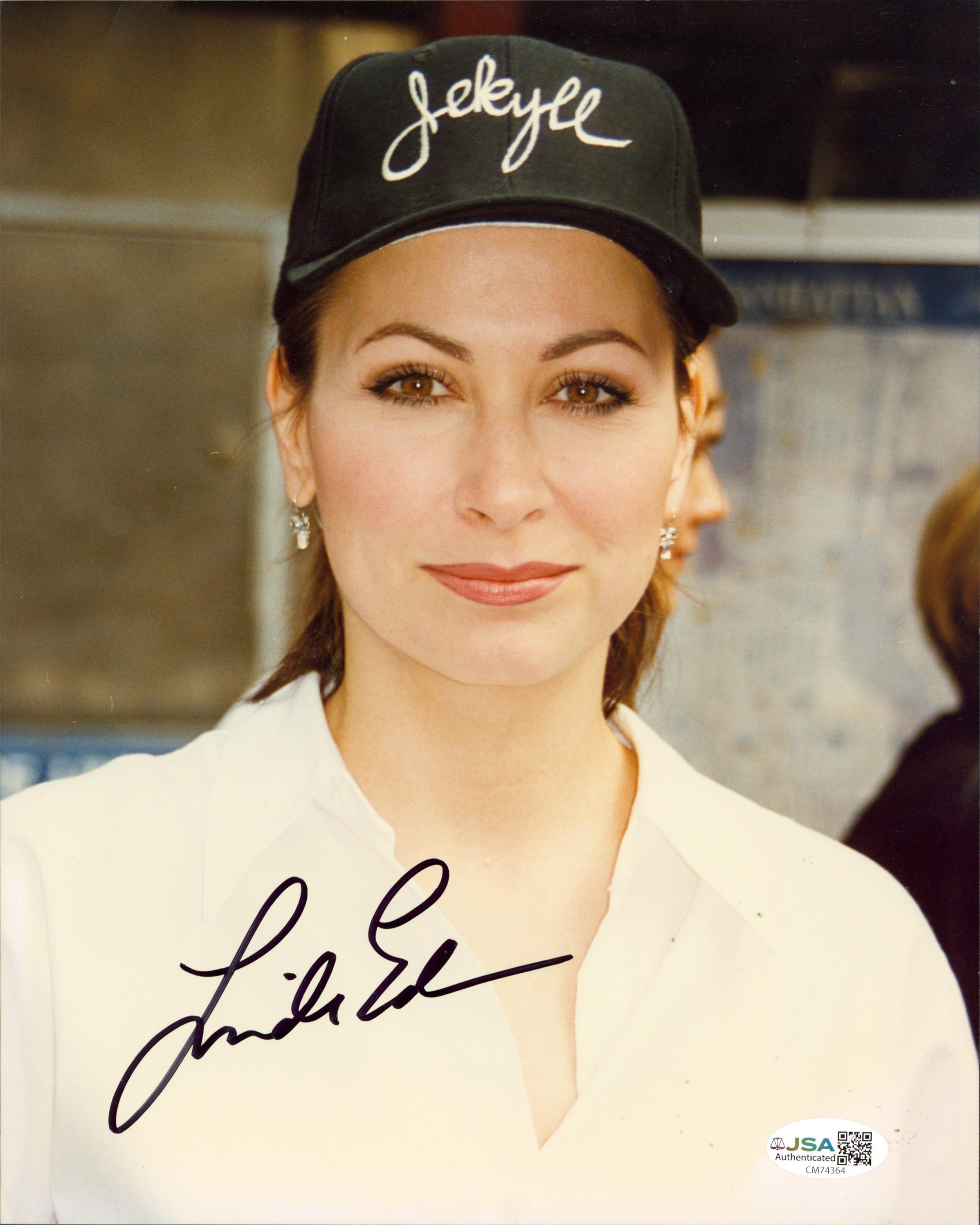 Linda Eder Jekyll & Hyde Authentic Signed 8x10 Vertical Photo JSA #CM74364