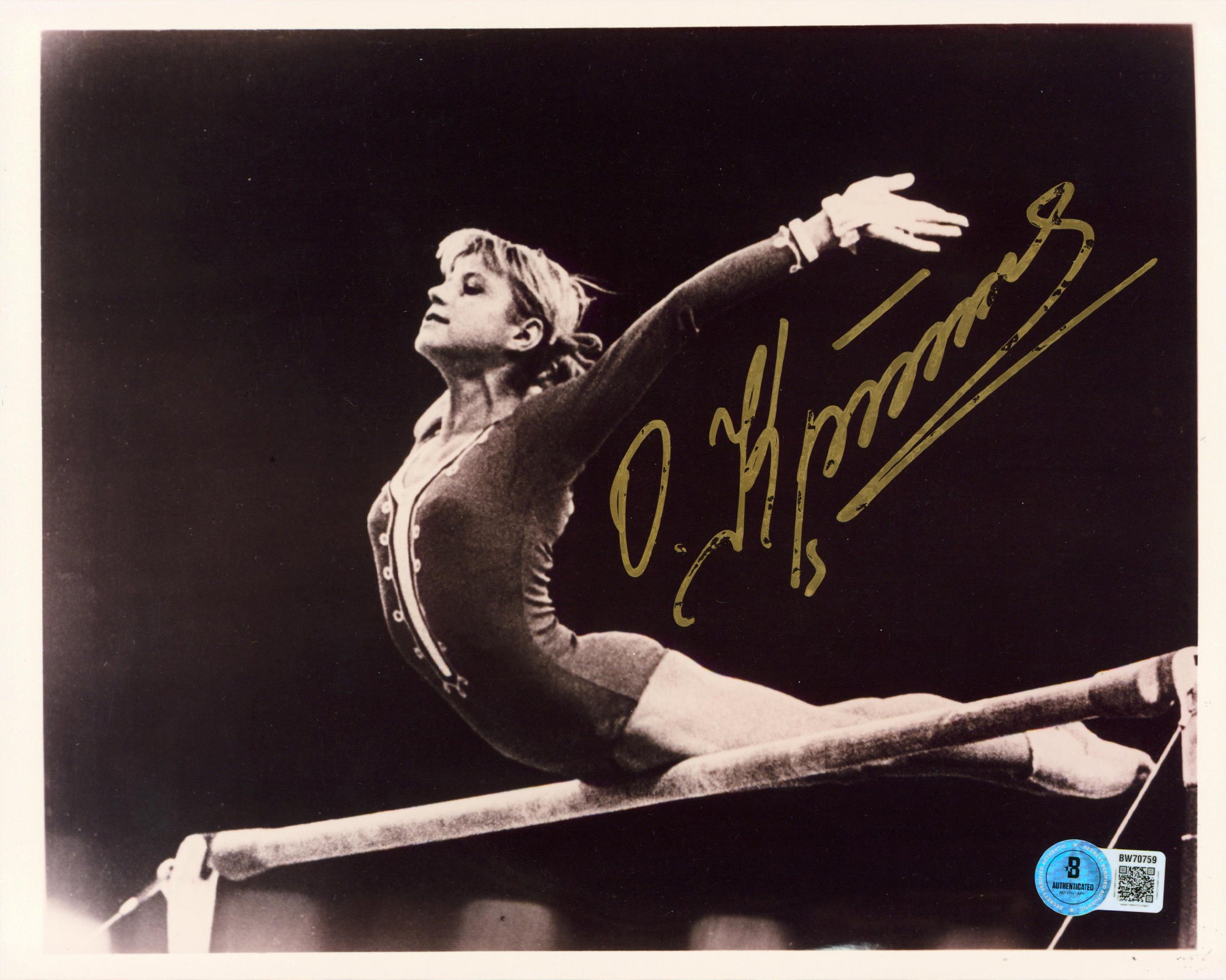 Olga Korbut Summer Olympics Authentic Signed 8x10 Horizontal Photo BAS #BW70759