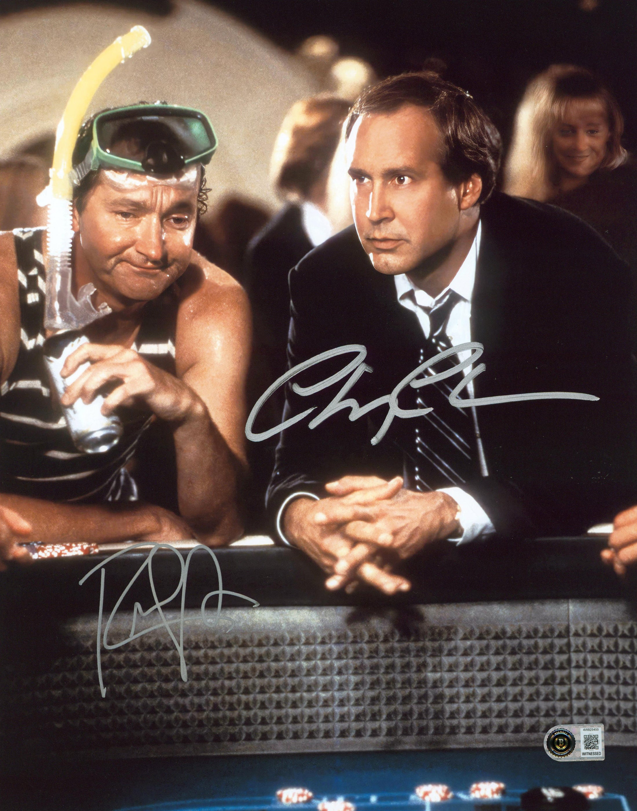 Chevy Chase & Randy Quaid Vegas Vacation Signed 11x14 Photo BAS Witnessed