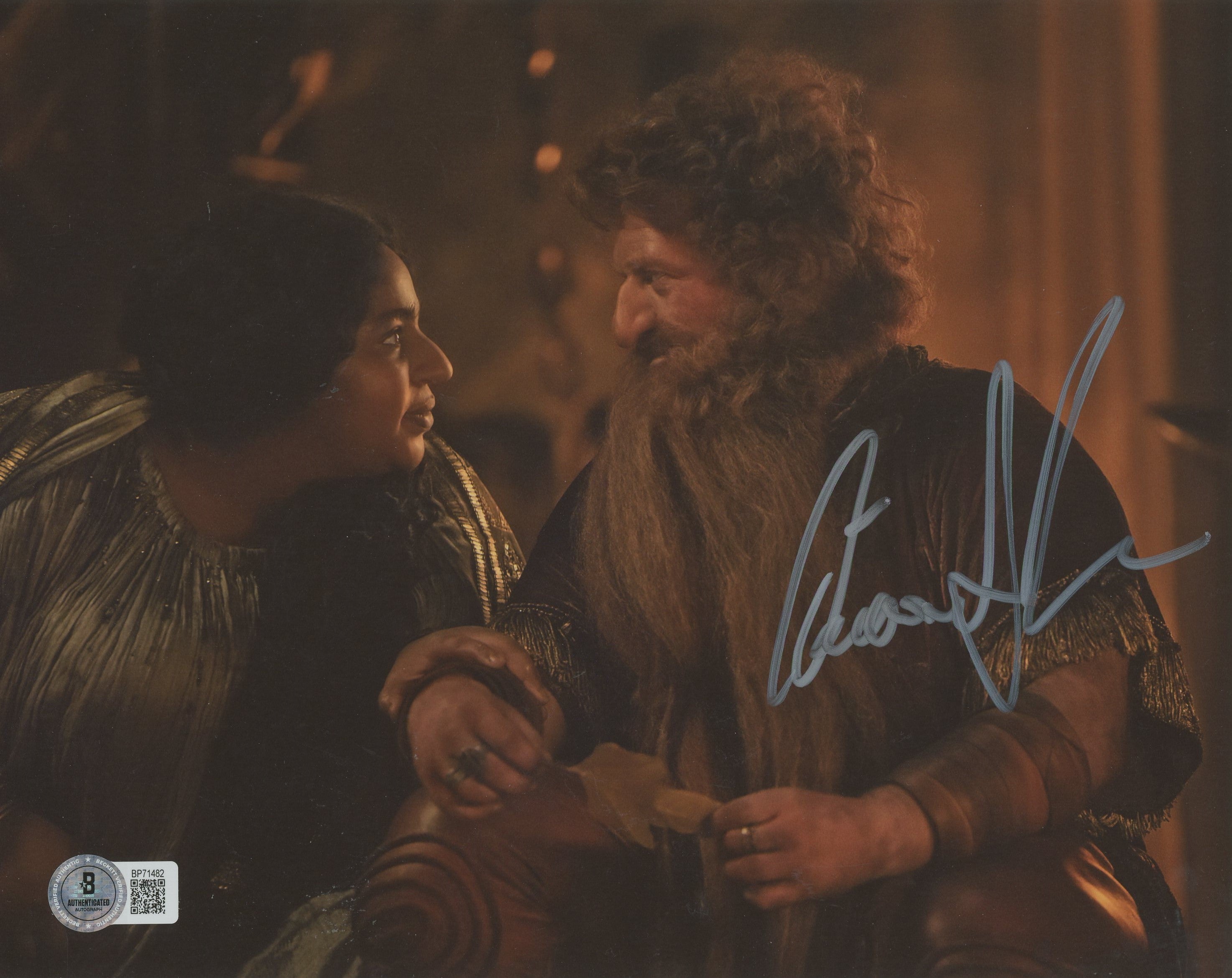 Owain Arthur Lord of the Rings The Rings of Power Signed 8x10 Photo BAS #BP71482