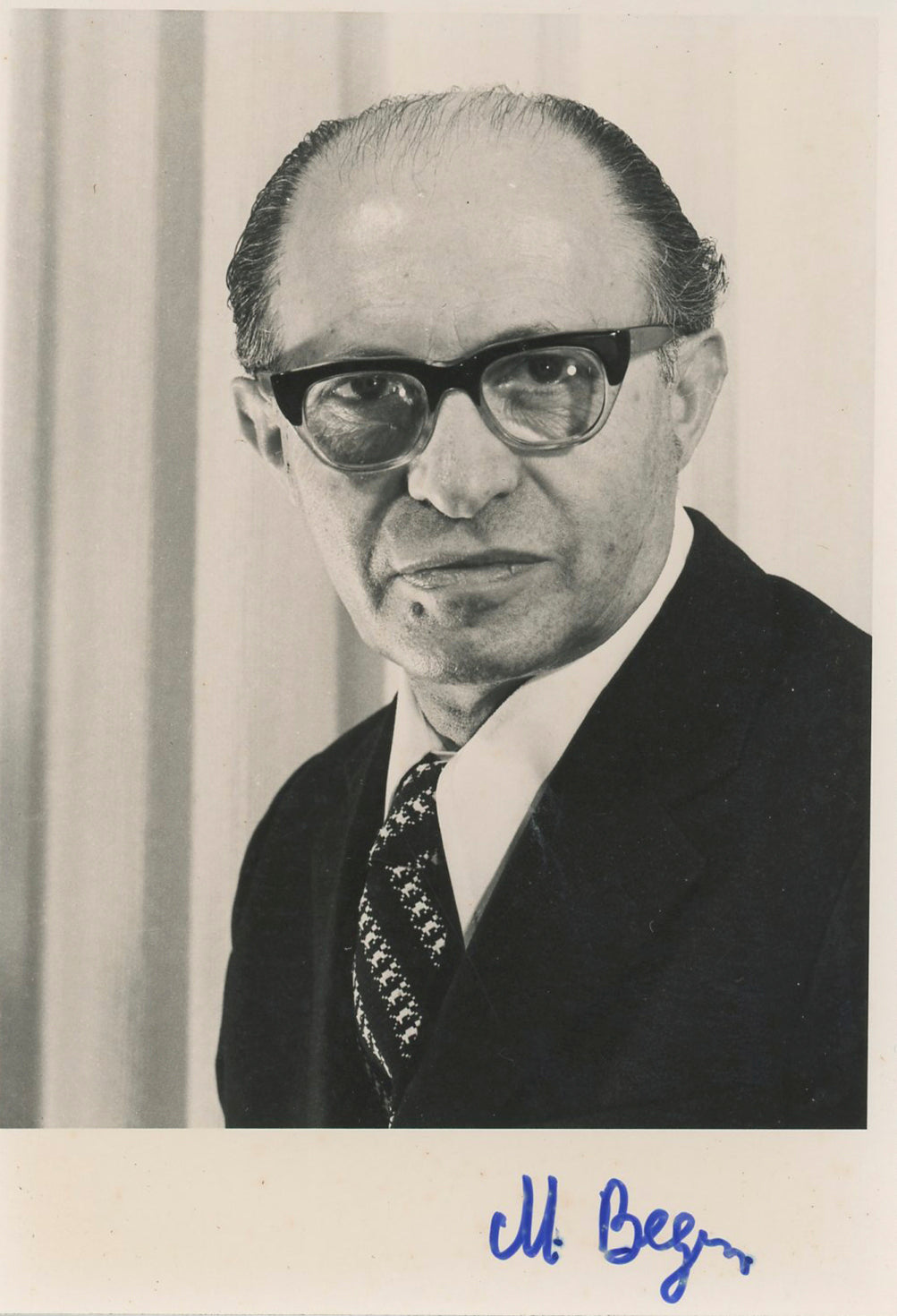 Menachem Begin Former Prime Minister of Israel Signed 3.5x5 Photo BAS #BK43258