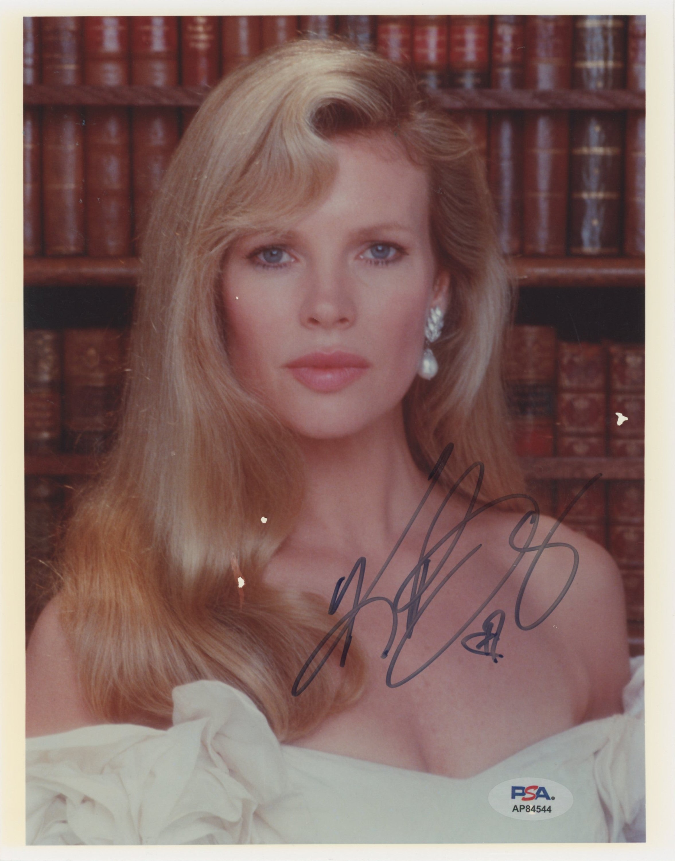 Kim Bassinger Never Say Never Again Authentic Signed 8x10 Photo PSA/DNA AP84544
