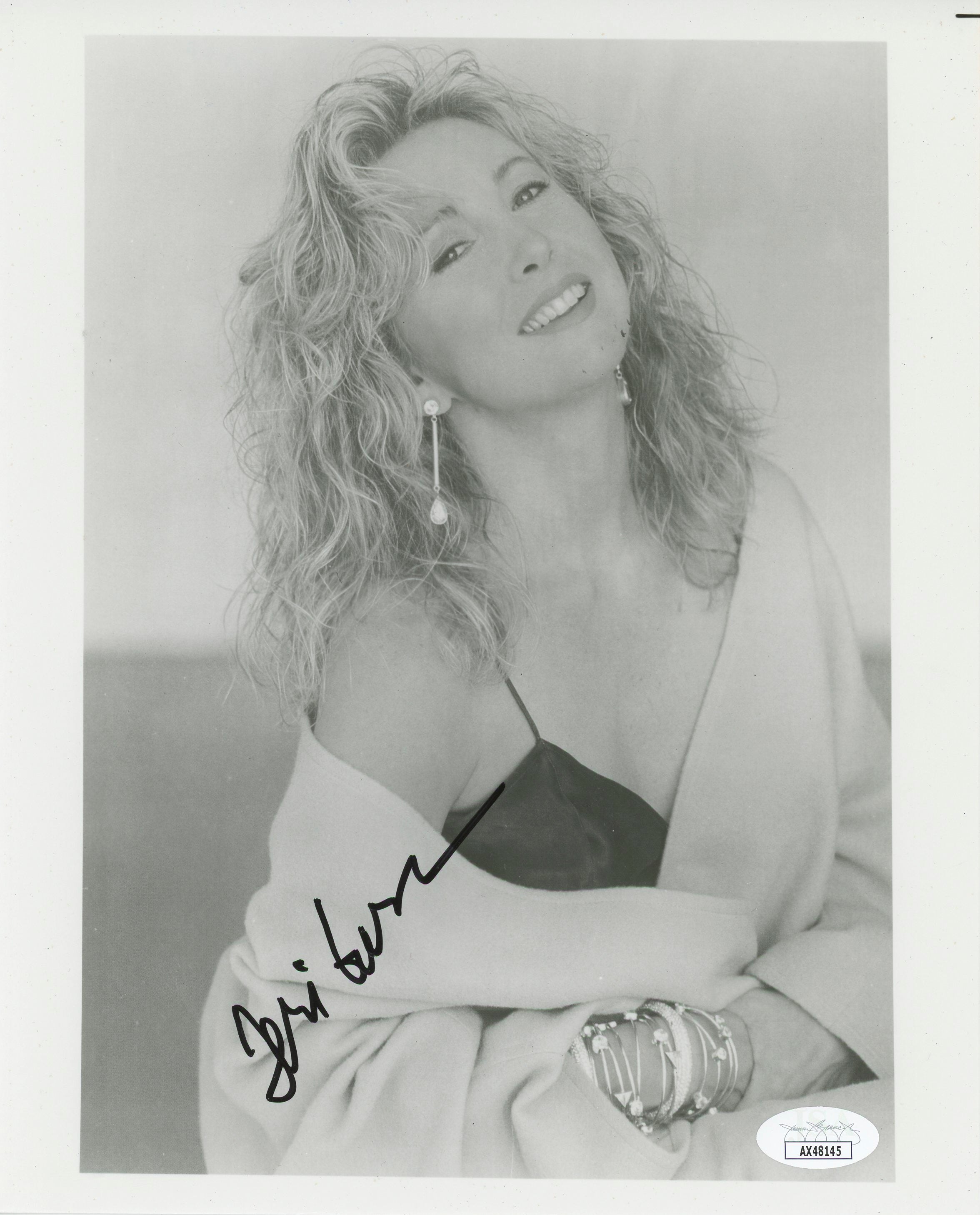 Teri Garr Young Frankenstein Authentic Signed 8x10 Photo JSA #AX48145