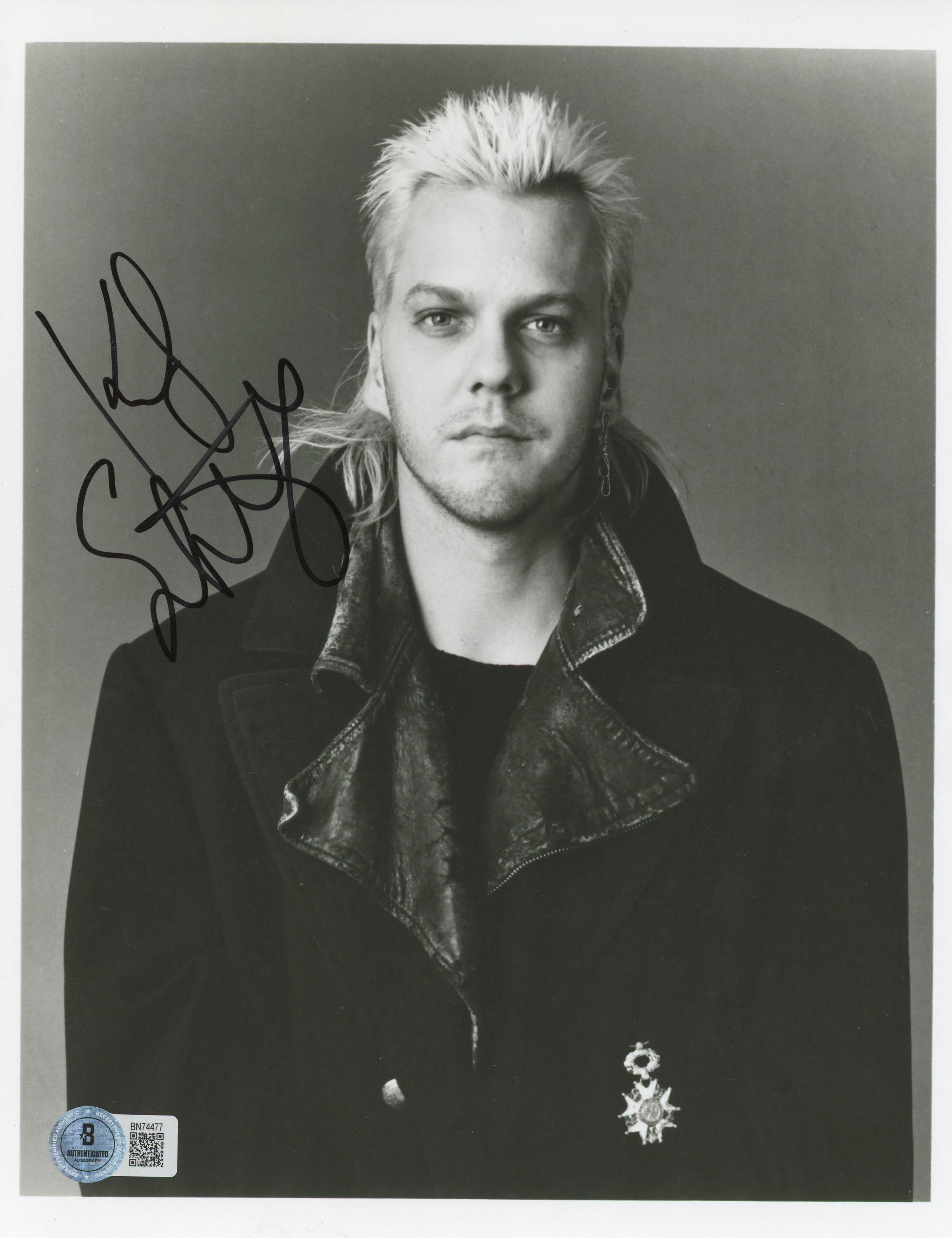 Kiefer Sutherland The Lost Boys Authentic Signed 8x10 Photo BAS #BN74477