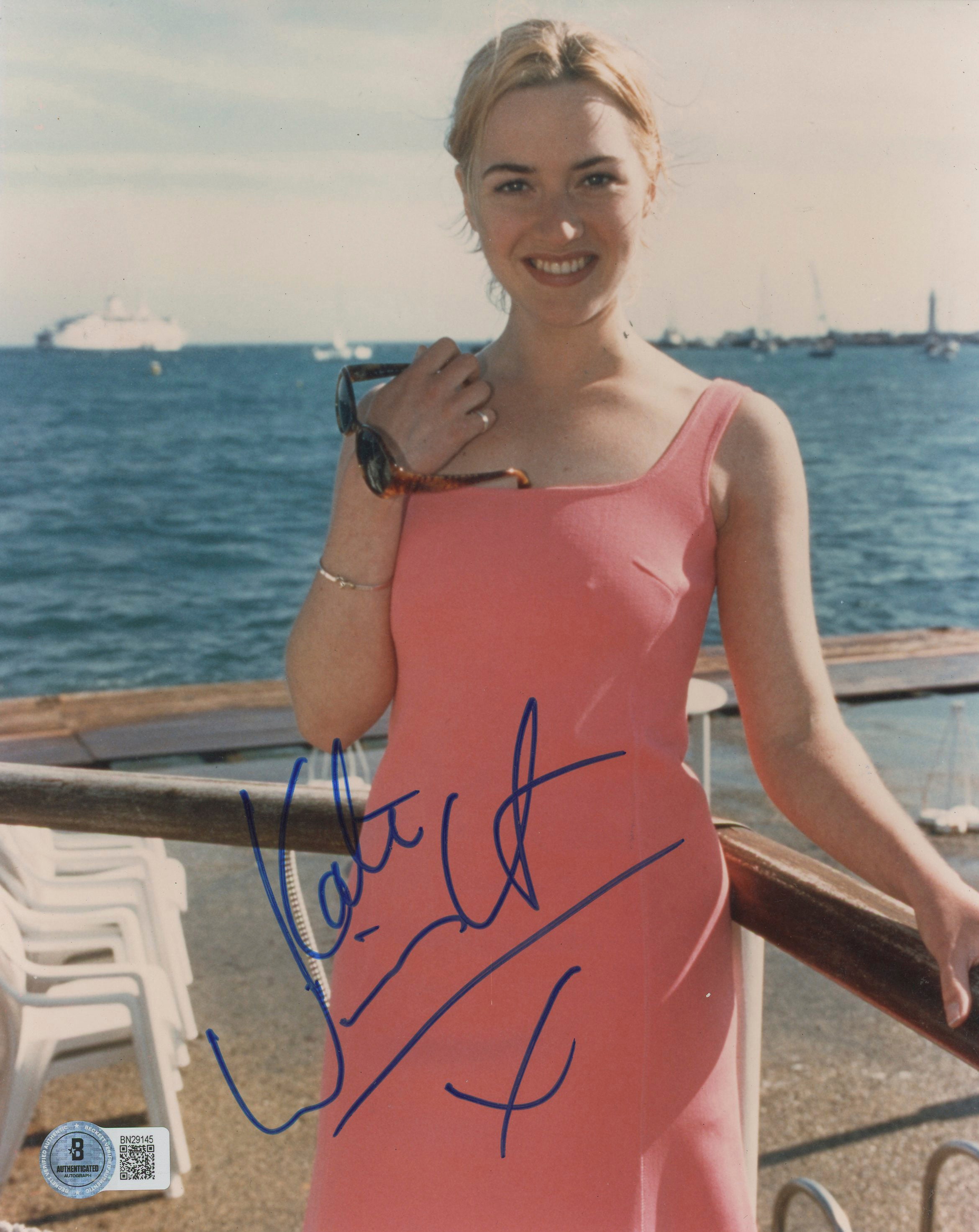 Kate Winslet Titanic Authentic Signed 8x10 Photo Autographed BAS #BN29145