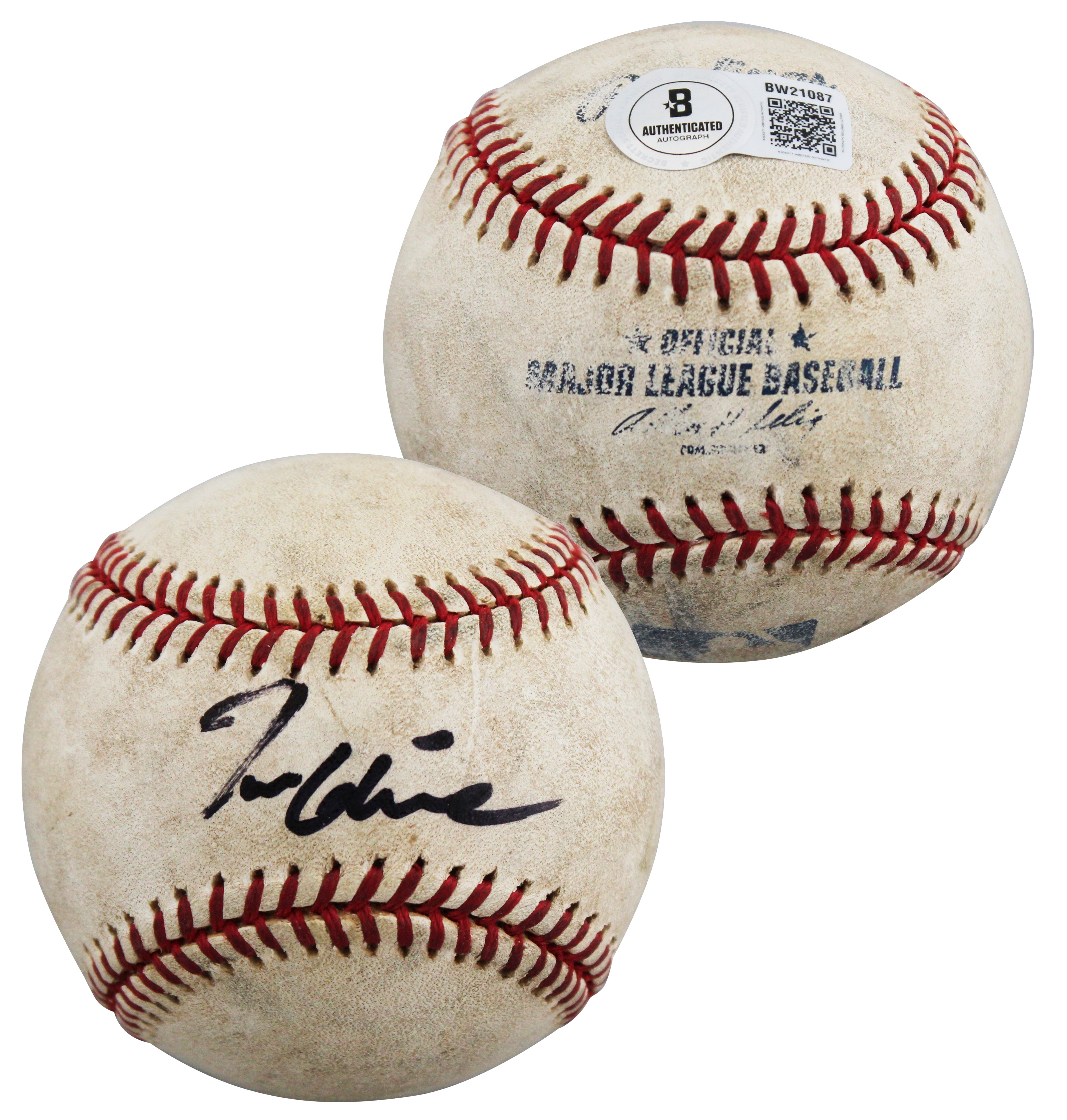 Braves Tom Glavine Signed Game Used Allen Selig OML Baseball BAS #BW21087