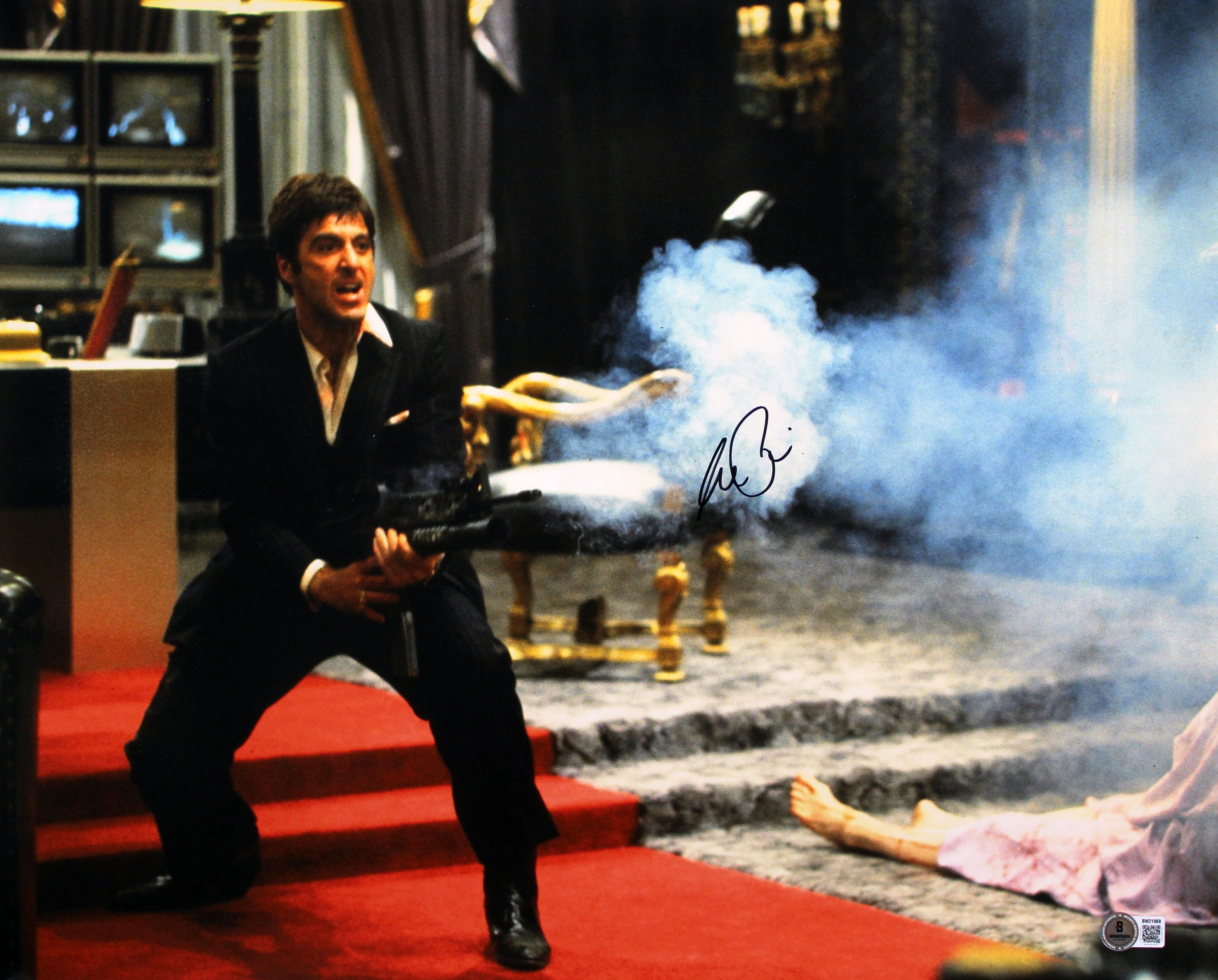 Al Pacino Scarface Authentic Signed 16x20 Horizontal Shooting Photo BAS 5