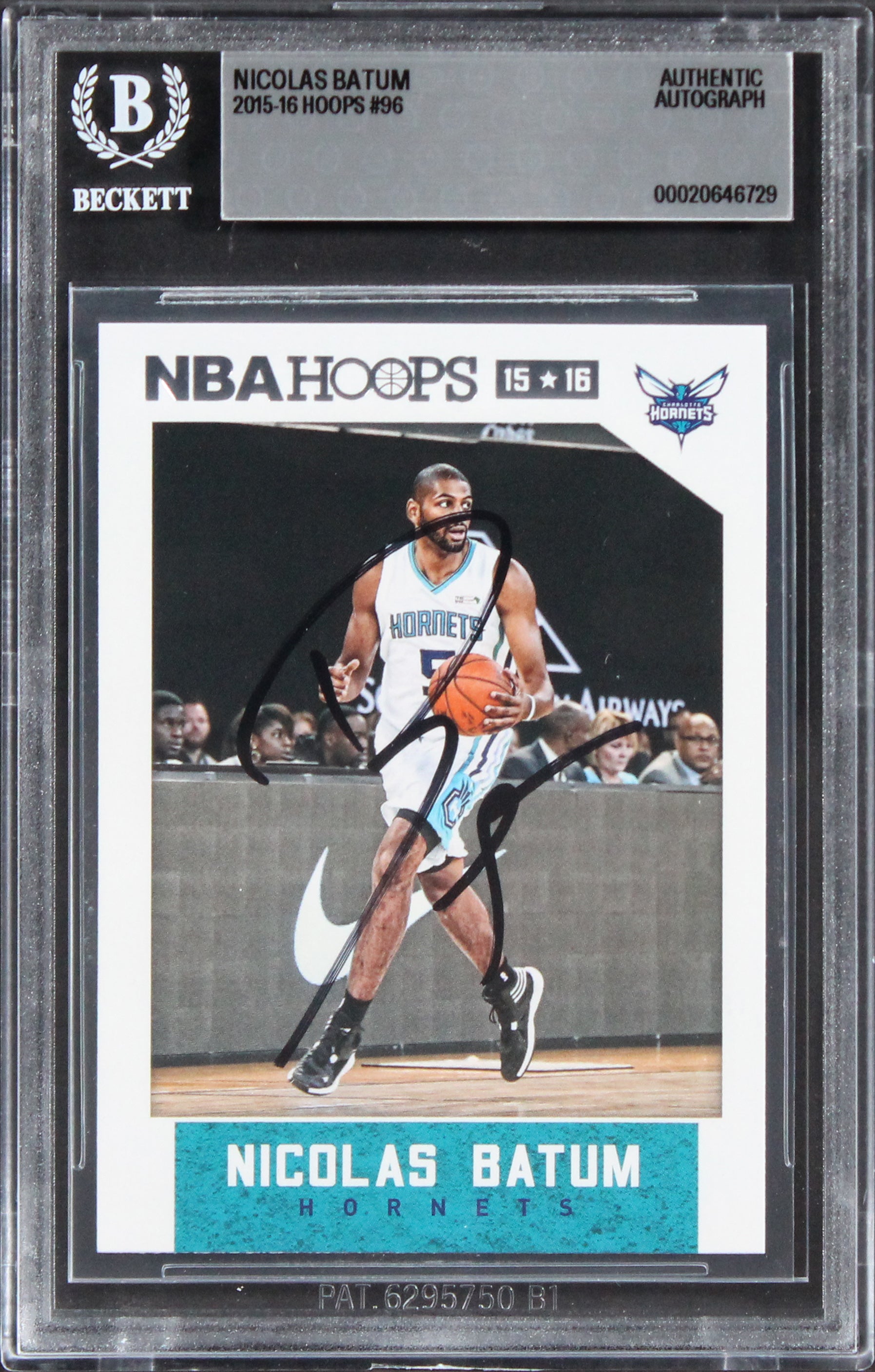 Hornets Nicolas Batum Authentic Signed 2015 Hoops #96 Card BAS Slabbed