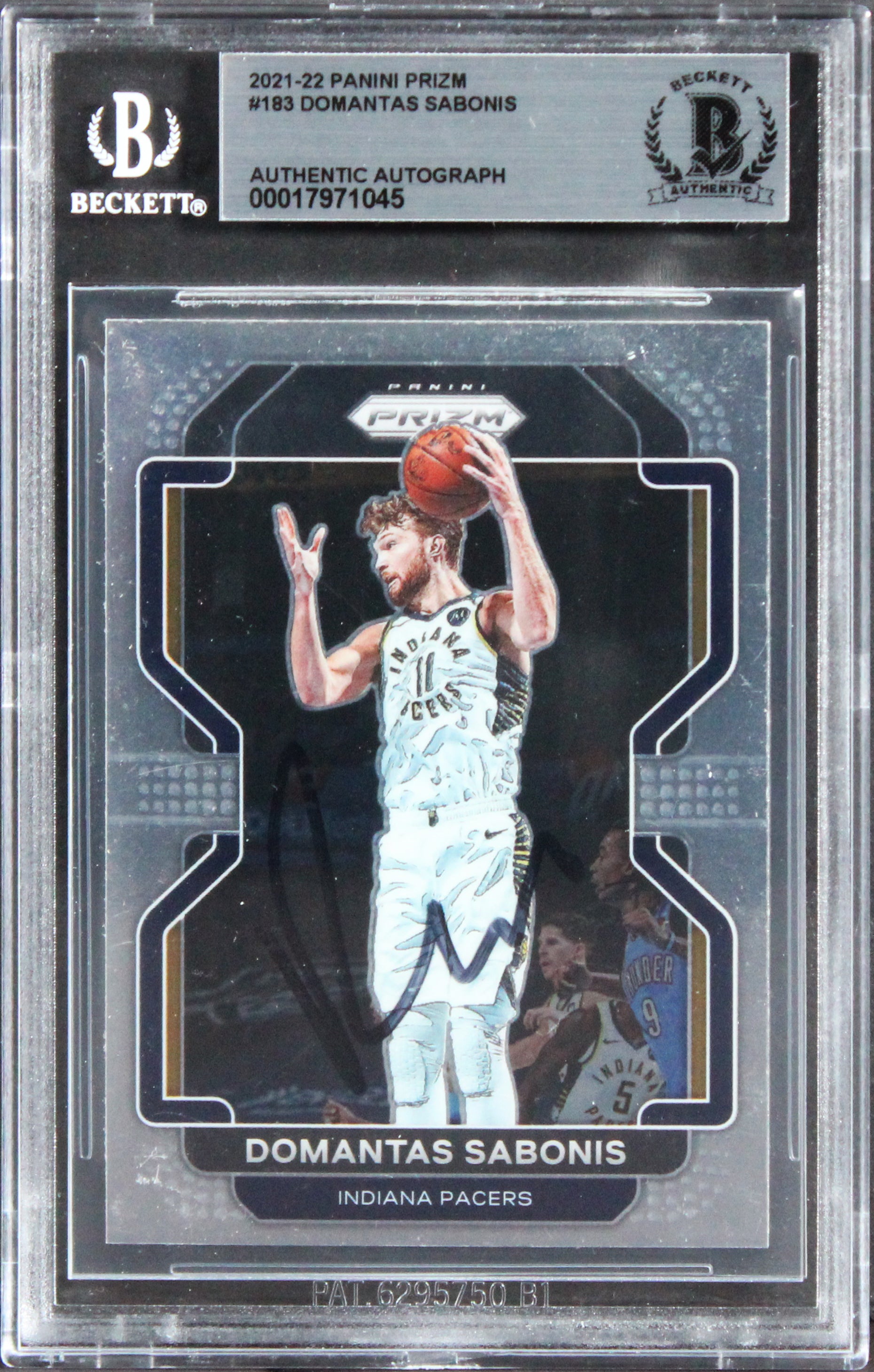Pacers Domantas Sabonis Authentic Signed 2021 Panini Prizm #183 Card BAS Slabbed