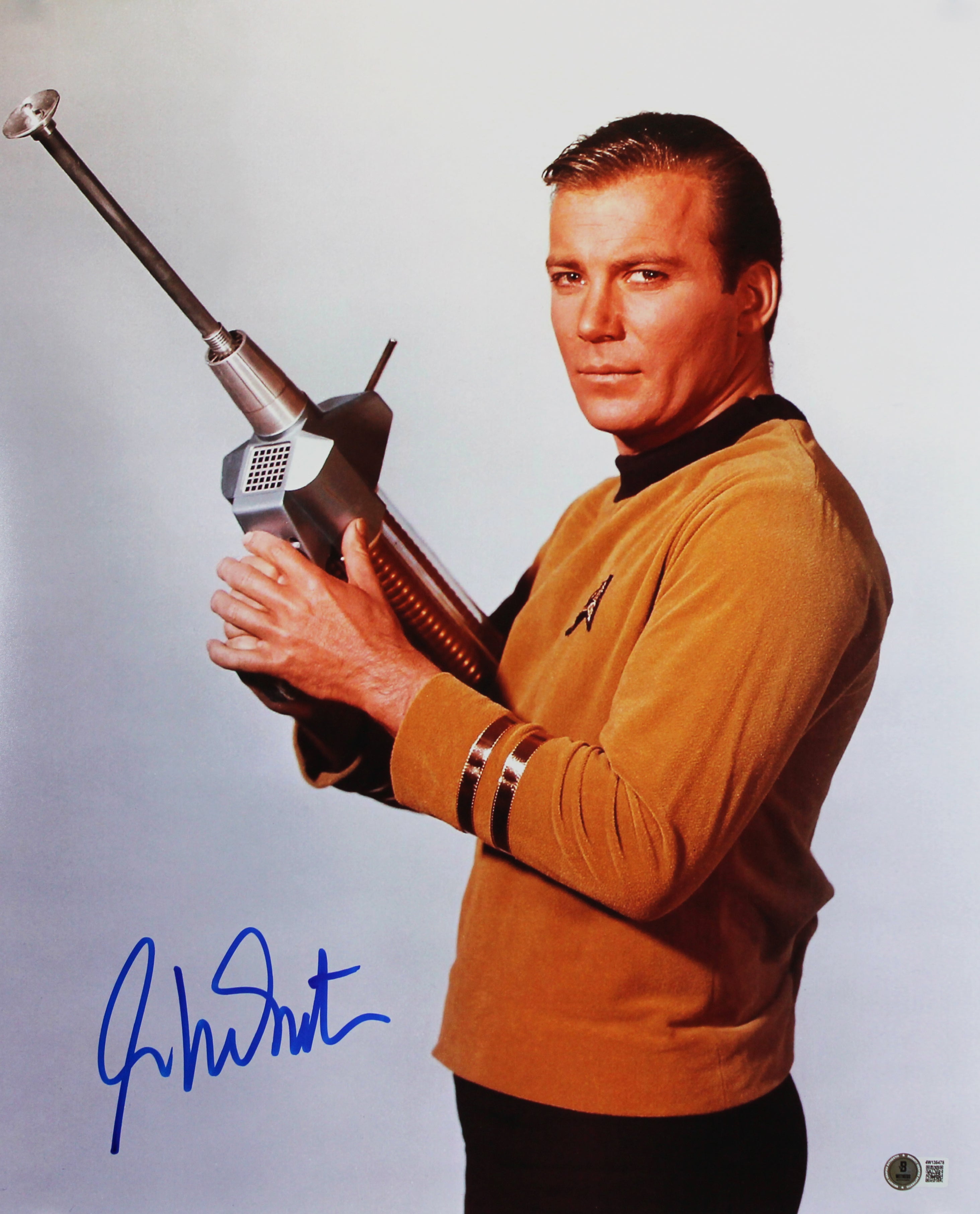 William Shatner Star Trek Signed 16x20 Captain Kirk Vertical Photo BAS Witnessed