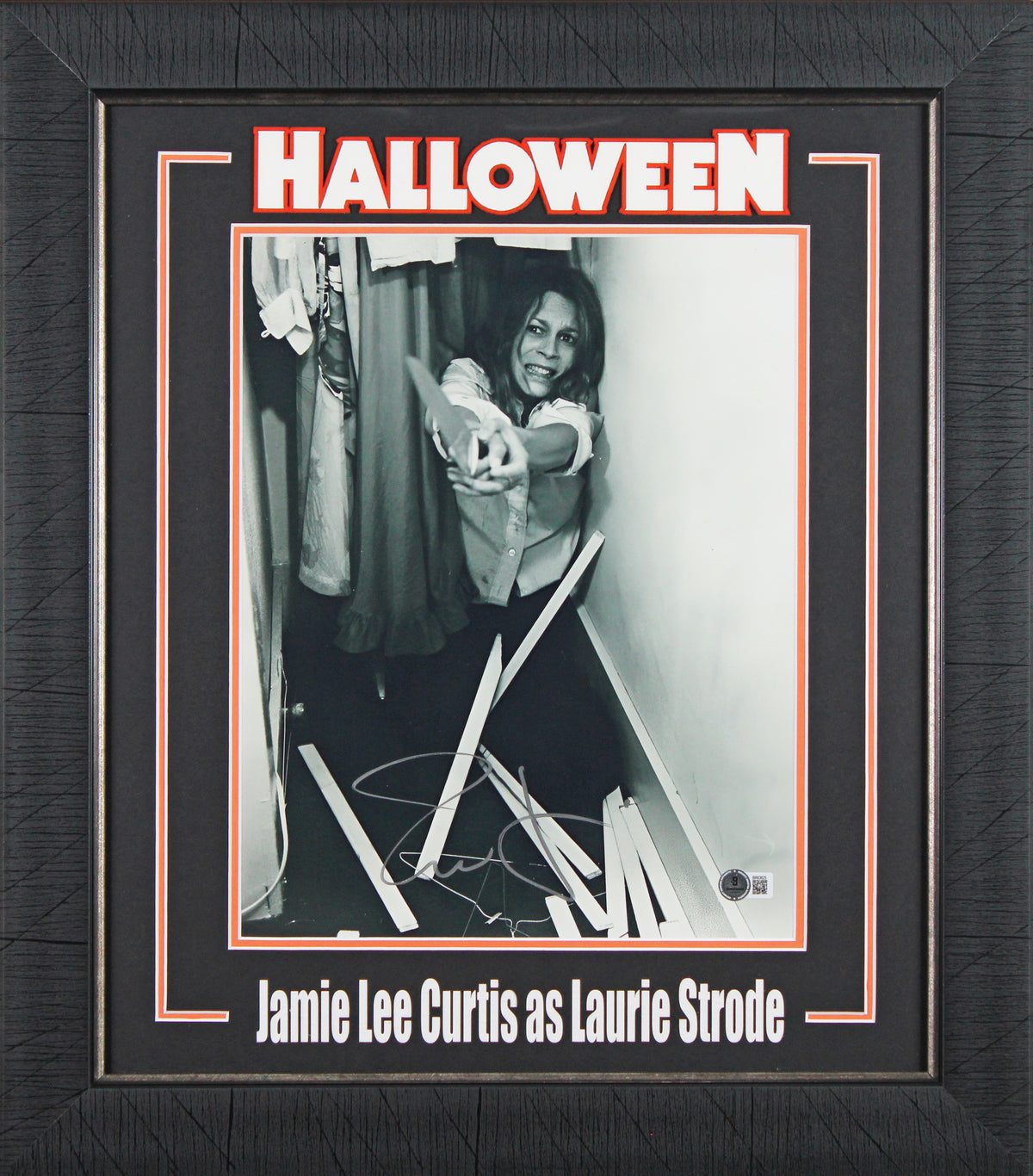 Jamie Lee Curtis Halloween Signed 11x14 Framed Vertical B&W Closet Photo BAS