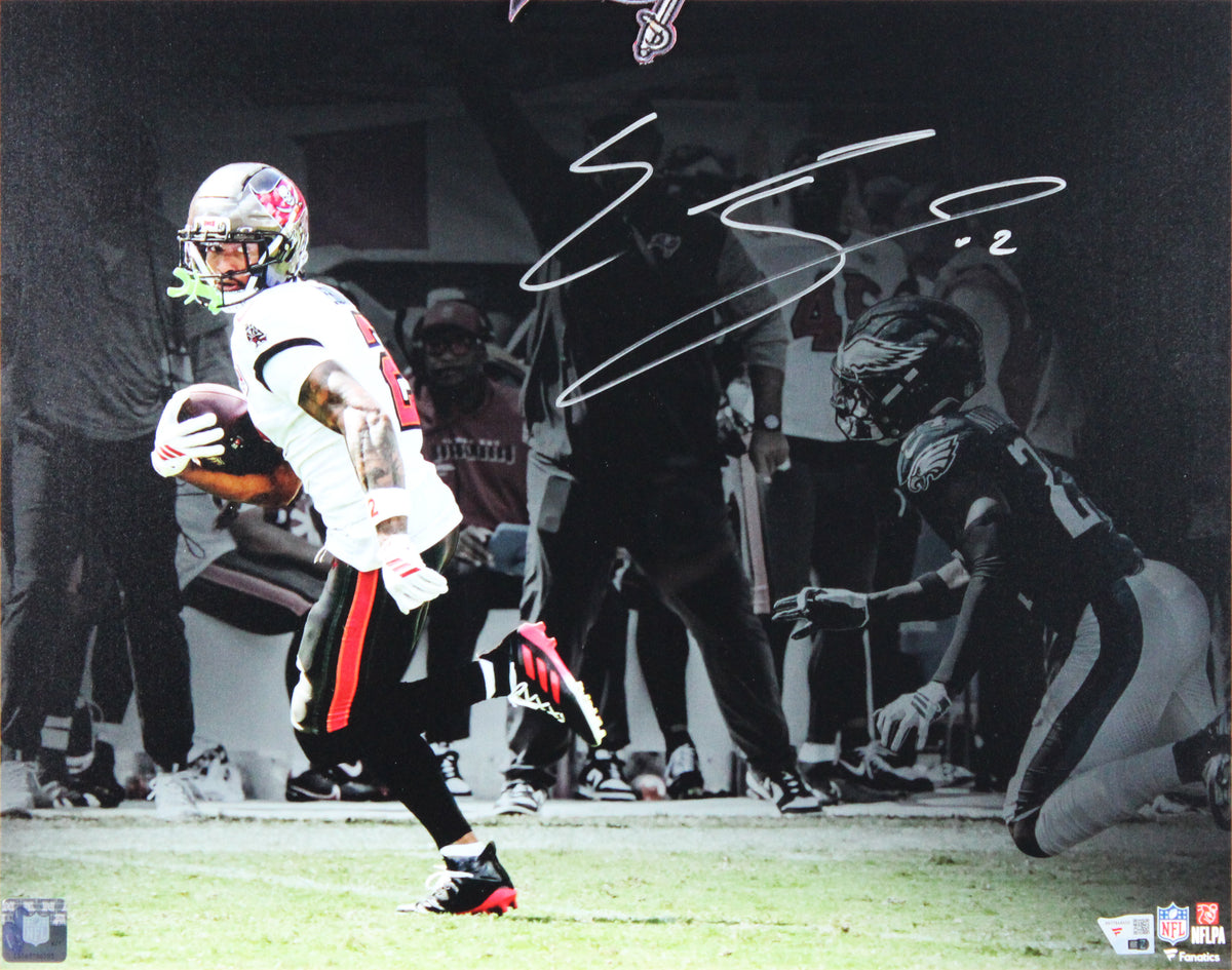 Buccaneers Emeka Egbuka Signed 16x20 Framed Horizontal Spotlight Photo Fanatics