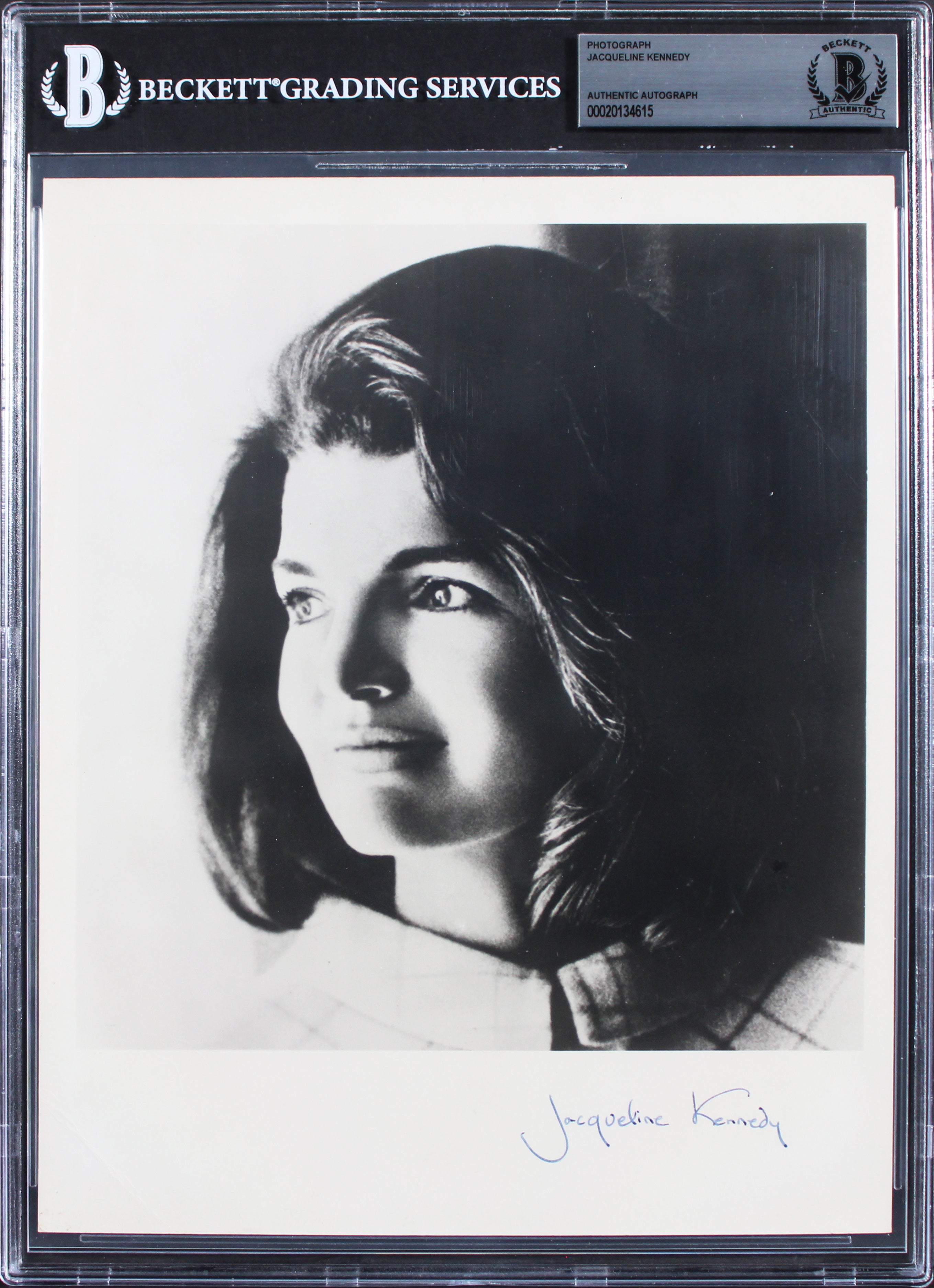 Jacqueline Kennedy Onassis Authentic Signed 8x10 Black & White Photo BAS Slabbed