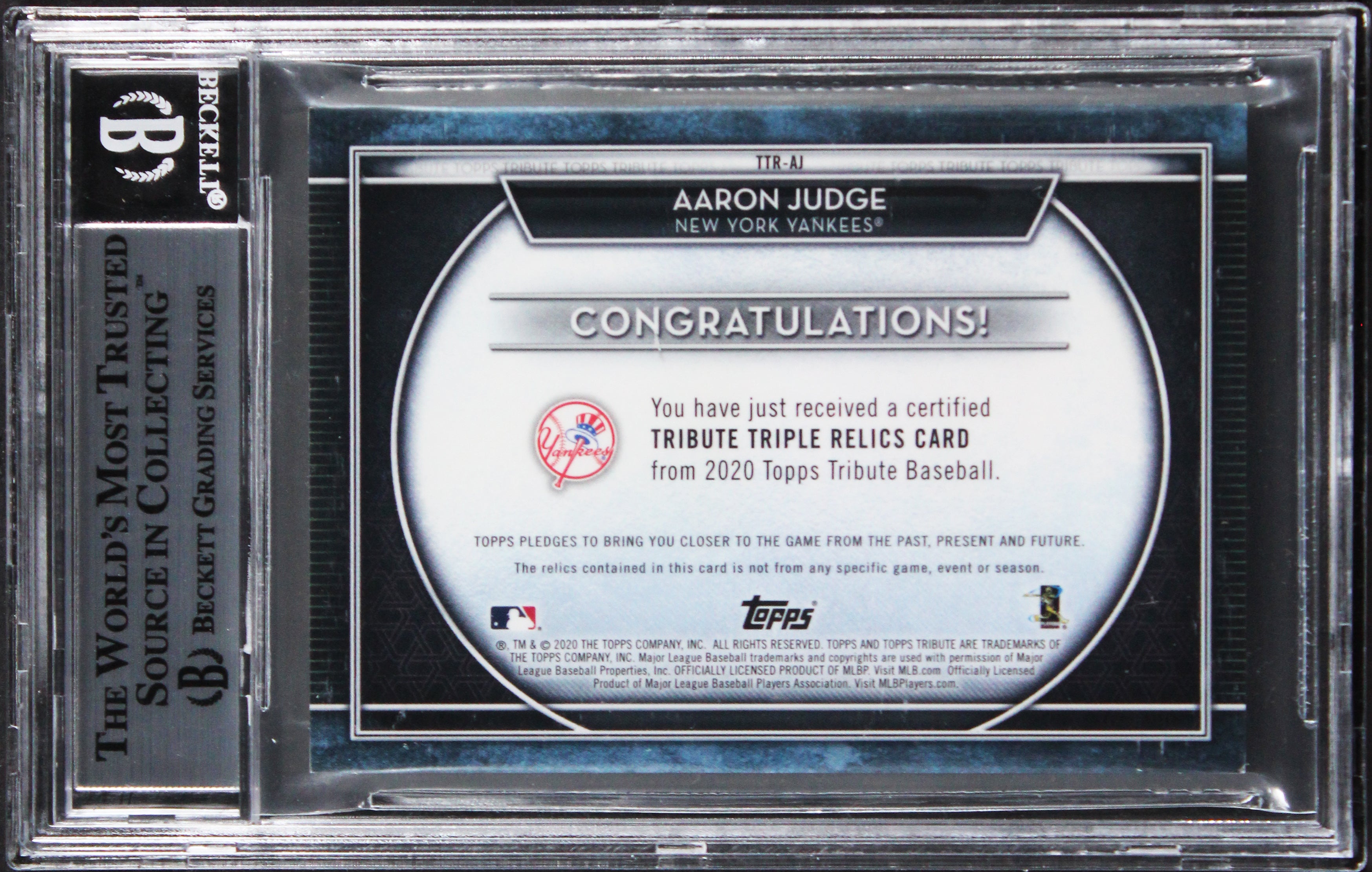 Yankees Aaron Judge Signed 2020 Topps Tribute Triple Relics #TTRAJ Card BAS Slab