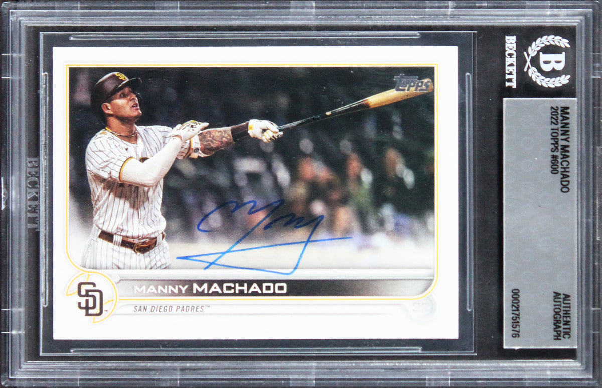 Padres Manny Machado Authentic 2022 Topps #600 Card Autographed BAS Slabbed