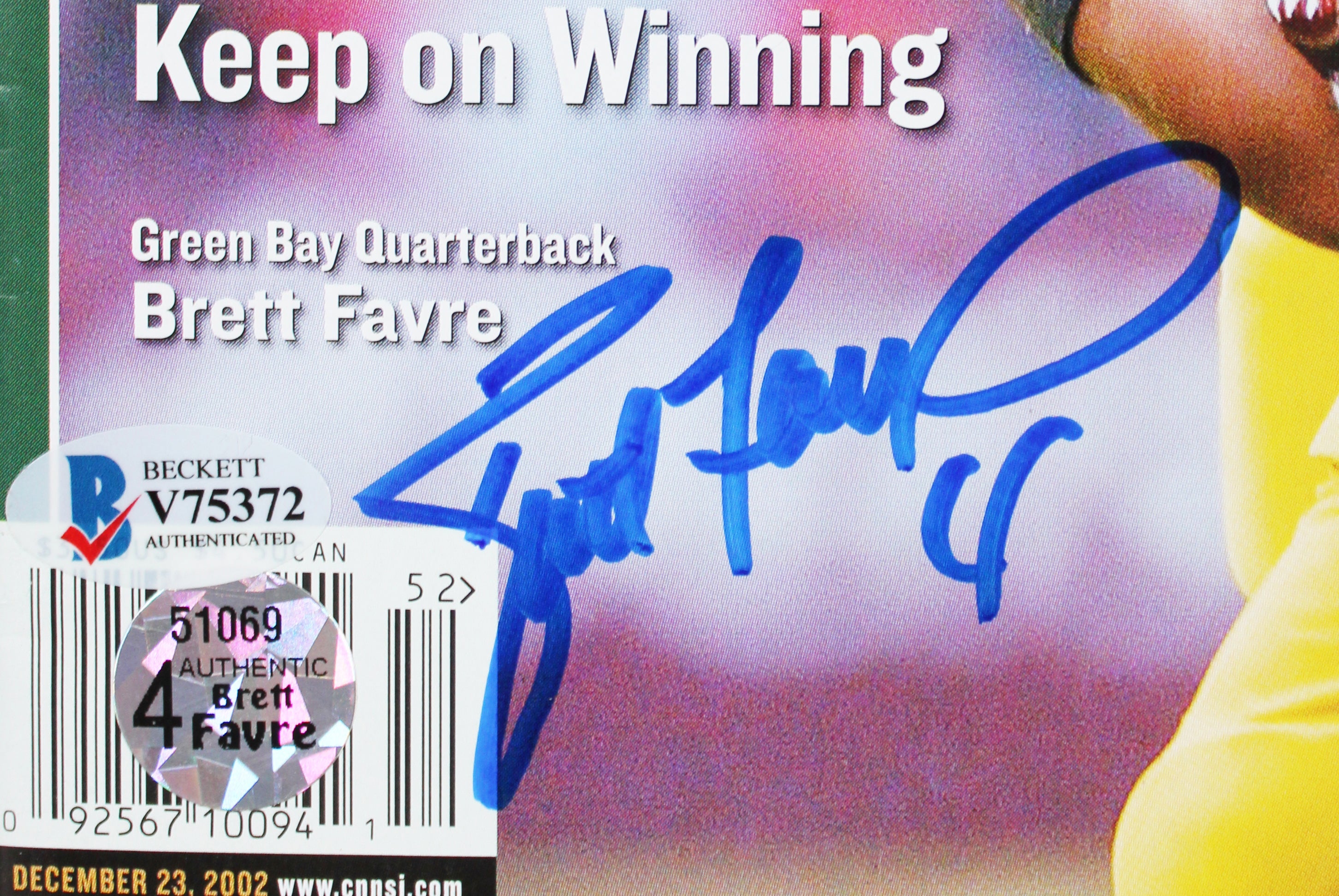 Packers Brett Favre Authentic Signed '02 Sports Illustrated Magazine BAS #V75372