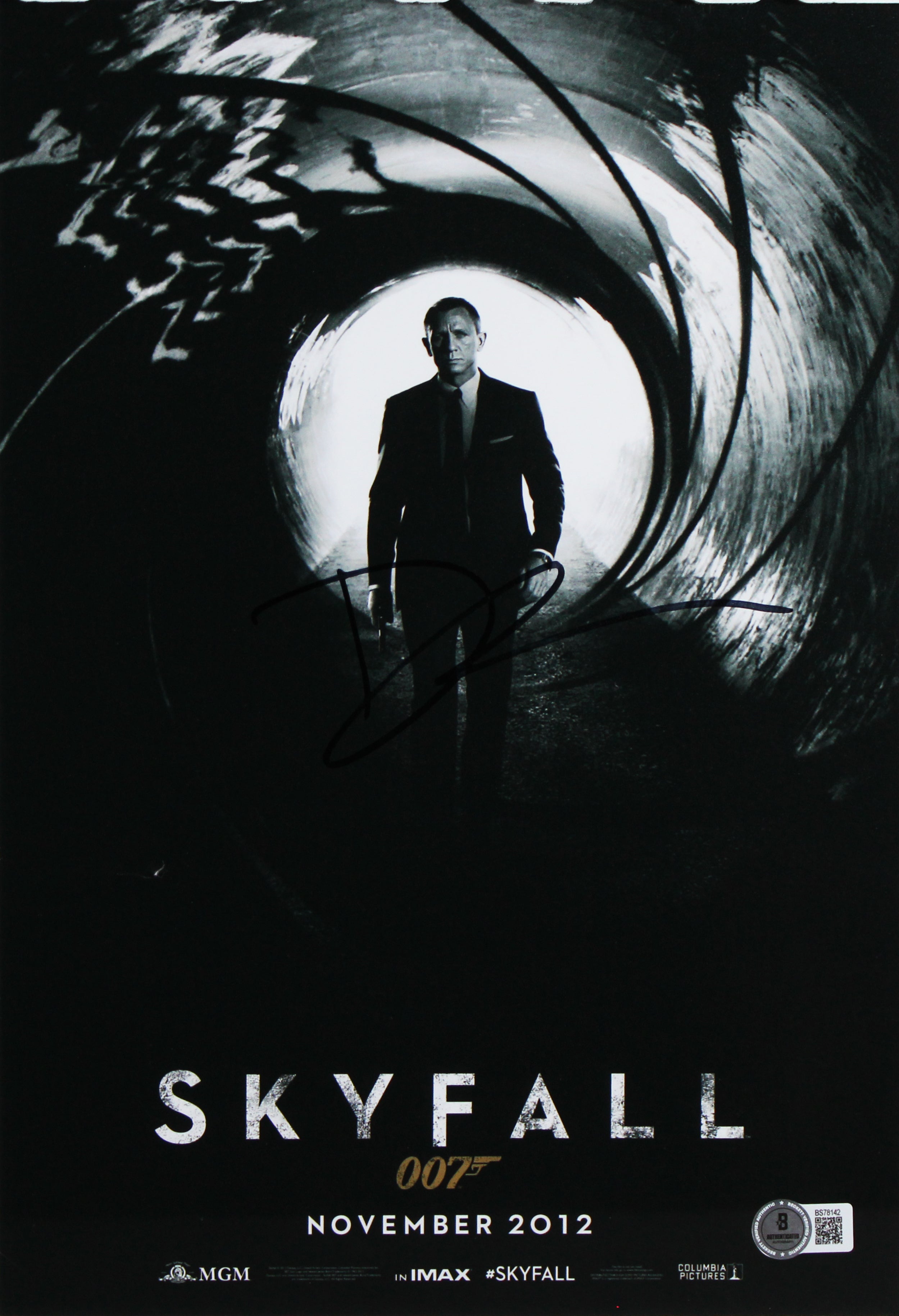 Daniel Craig Skyfall Authentic Signed 11x14 Framed Photo BAS #BS78142