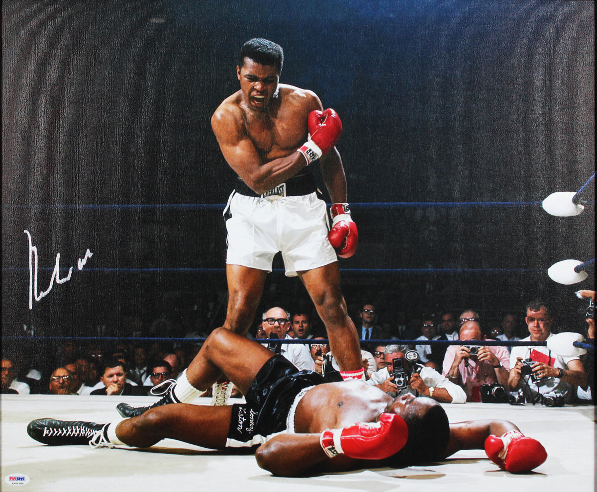 Muhammad Ali Authentic Signed & Framed 20x24 Canvas Auto 10! PSA/DNA #4A54186