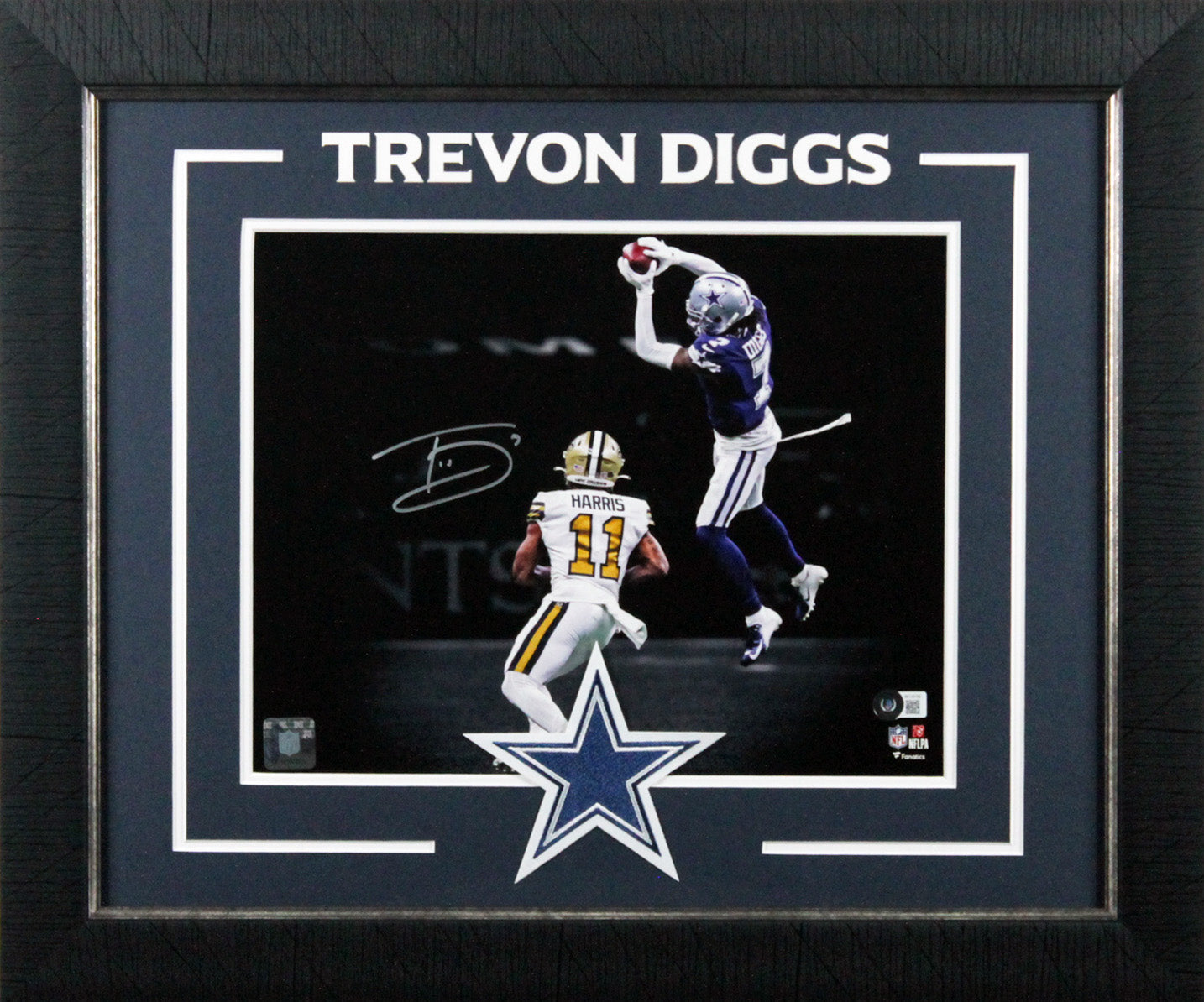 Cowboys Trevon Diggs Signed 11x14 Horizontal Blackout Framed Photo BAS Witnessed