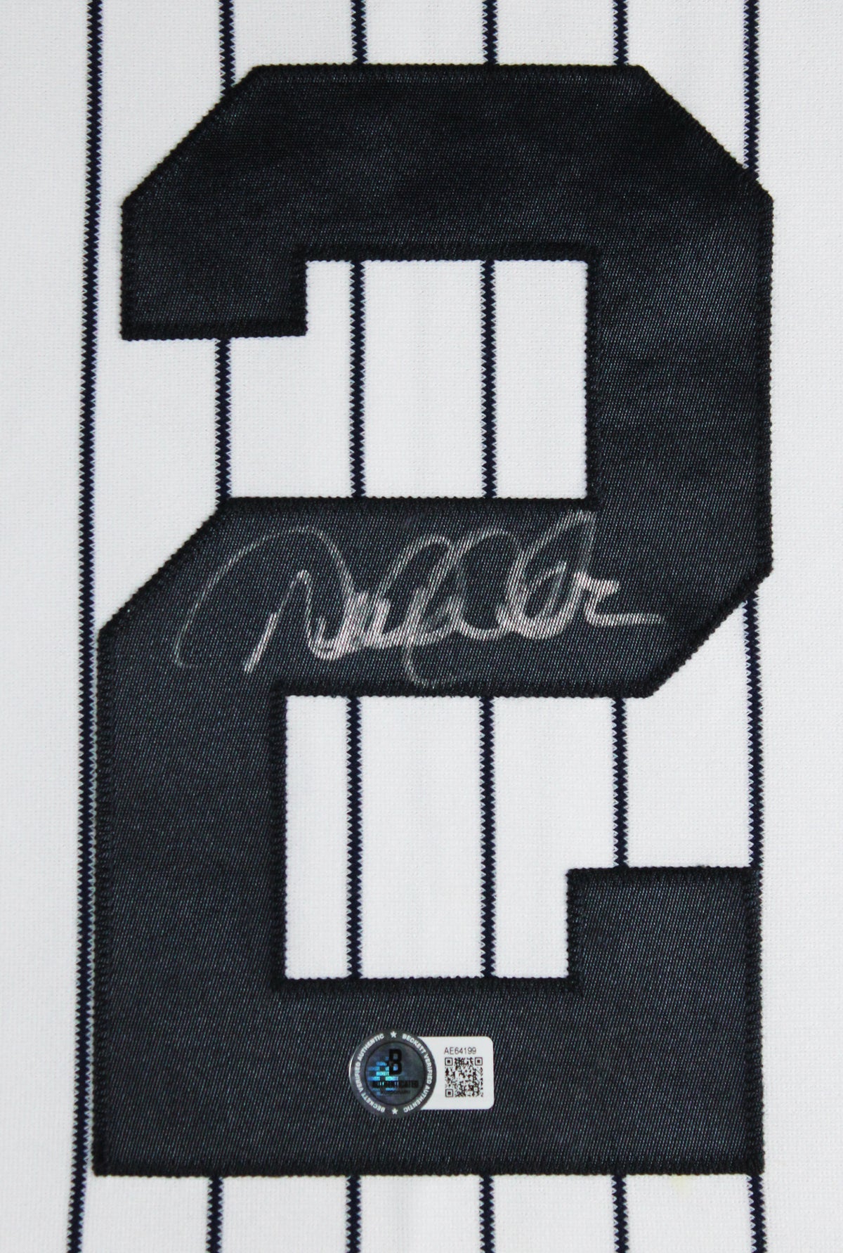 Yankees Derek Jeter Signed White Pinstripe Majestic Framed Jersey BAS #AE64199