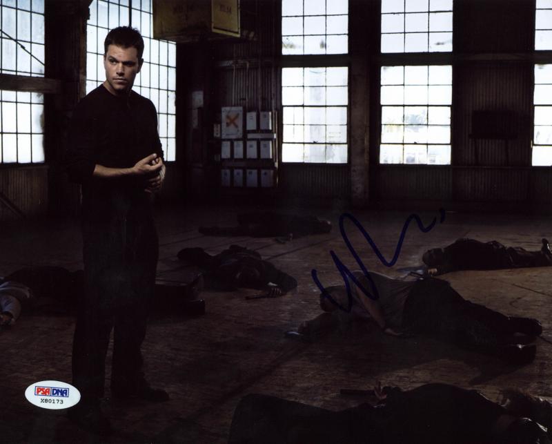 Matt Damon Signed Authentic 8X10 Photo Autographed PSA/DNA #X80173