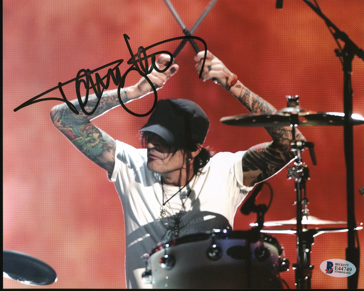 Tommy Lee Motley Crue Authentic Signed 8x10 Photo Autographed BAS #E44749