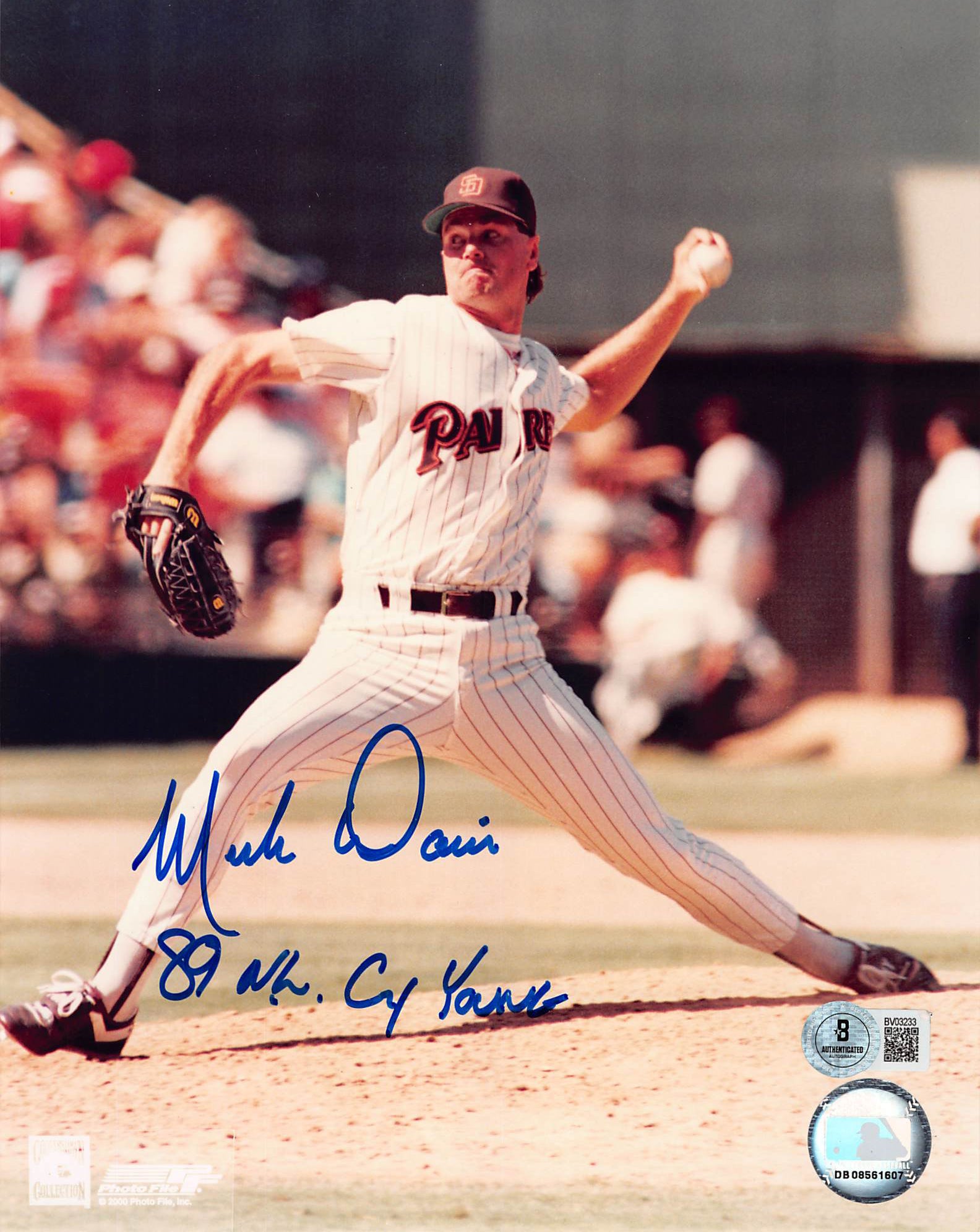 Padres Mark Davis "89 NL CY Young" Authentic Signed 8x10 Vertical Photo BAS