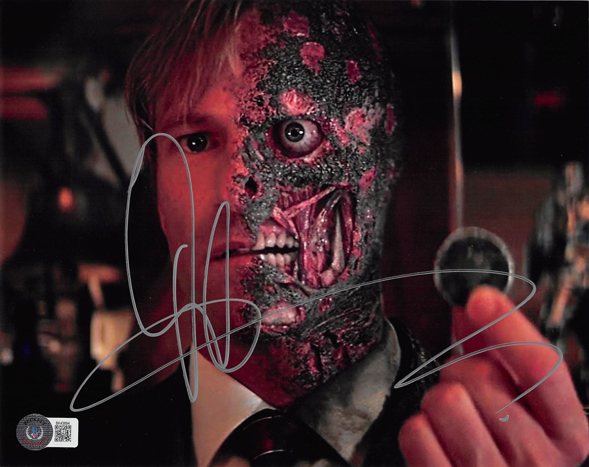 Aaron Eckhart Batman The Dark Knight Signed 8x10 Horizontal Photo BAS 2