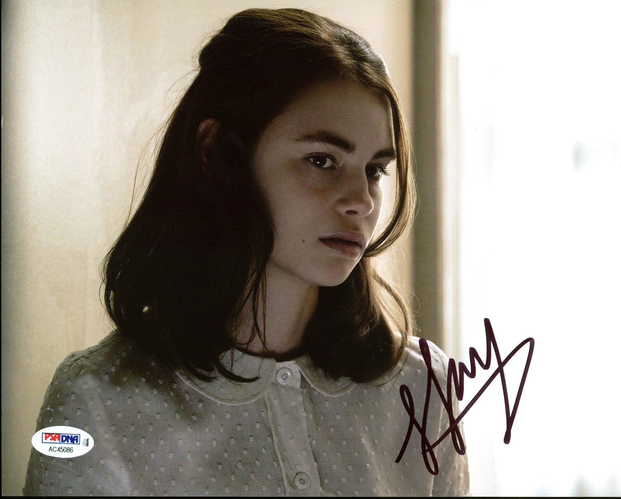 Lucy Fry 11.22.63 Authentic Signed 8X10 Photo Autographed PSA/DNA #AC45086