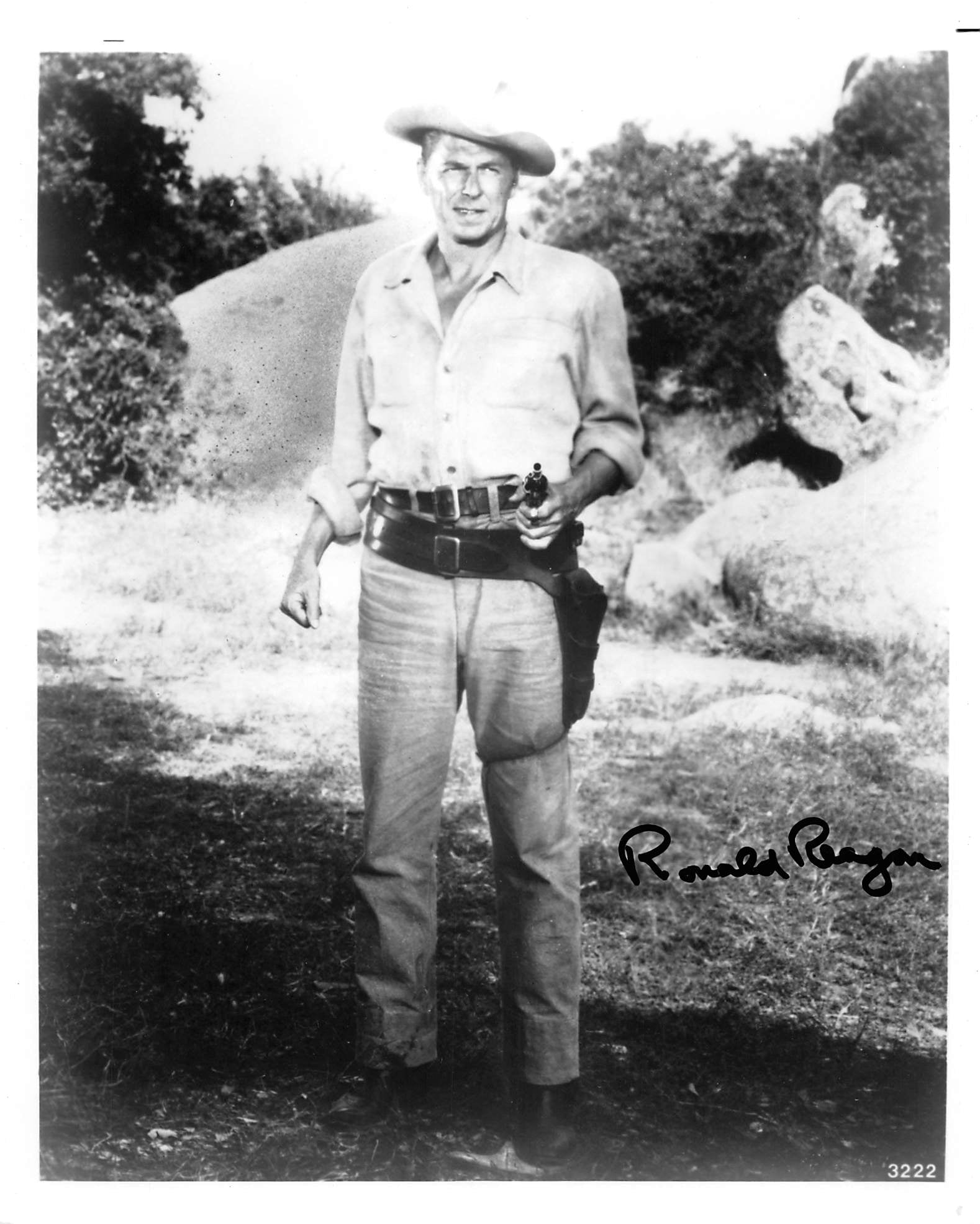 Ronald Reagan Authentic Signed 8x10 Black & White Photo Auto 10! BAS #AD04653