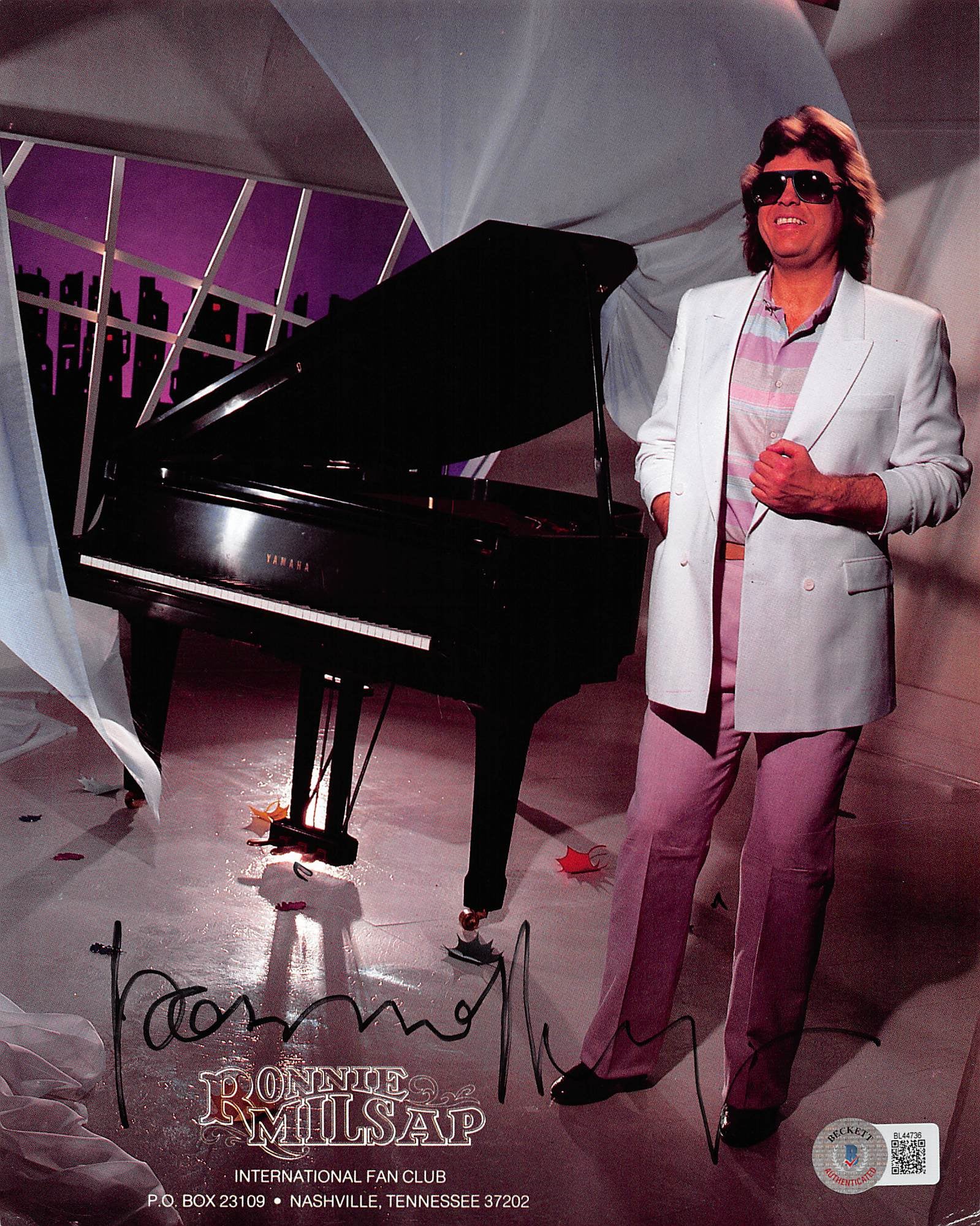 Ronnie Milsap Country Music Authentic Signed 8x10 Photo Autographed BAS #BL44736