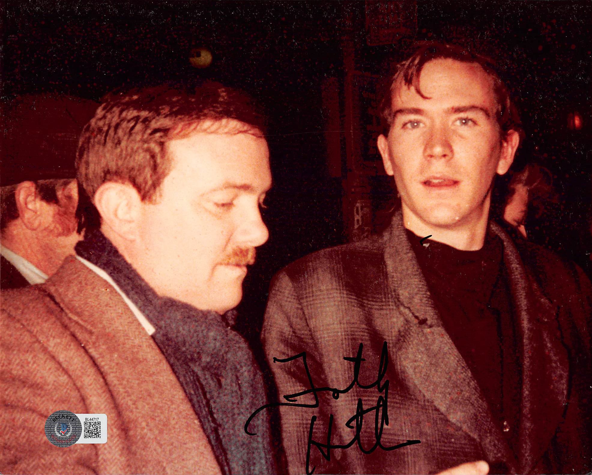 Timothy Hutton Beautiful Girls Authentic Signed 8x10 Photo BAS #BL44717